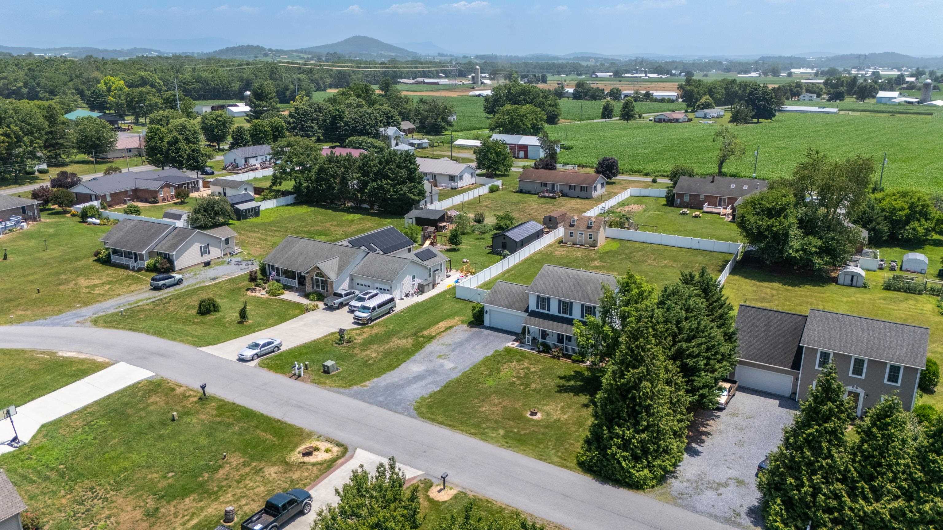 2185 CLOVERLEAF LN, DAYTON, Virginia 22821, 3 Bedrooms Bedrooms, ,2 BathroomsBathrooms,Residential,2185 CLOVERLEAF LN,679175 MLS # 679175 2185 CLOVERLEAF LN, DAYTON, Virginia 22821, 3 Bedrooms Bedrooms, ,2 BathroomsBathrooms,Residential,2185 CLOVERLEAF LN,679175 MLS # 679175