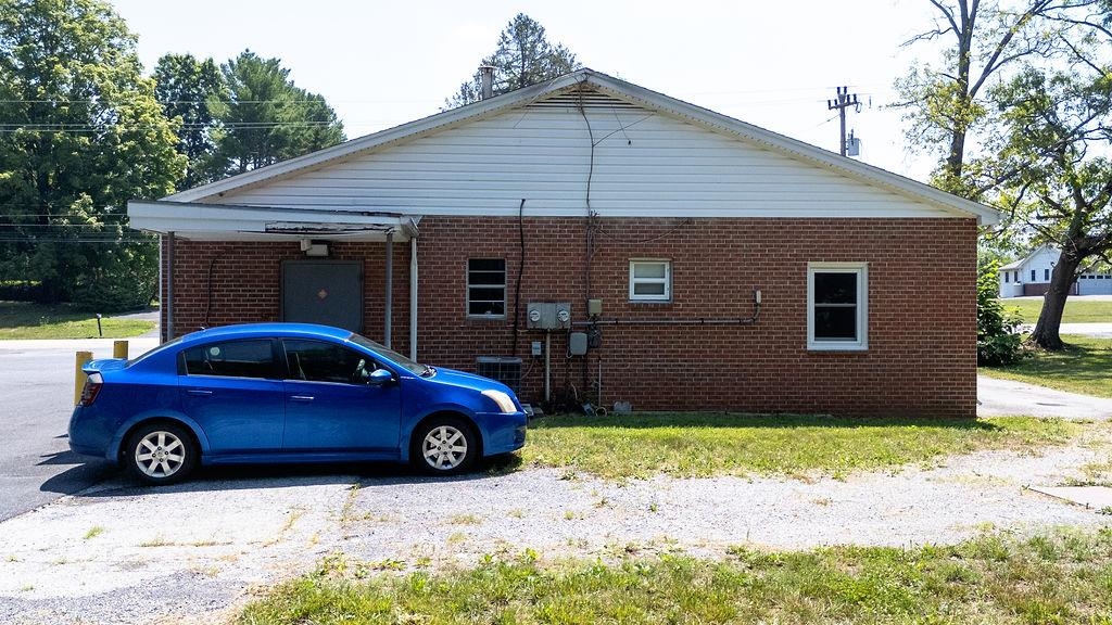 555 MT TORREY RD, LYNDHURST, Virginia 22952, ,Commercial,555 MT TORREY RD,679182 MLS # 679182