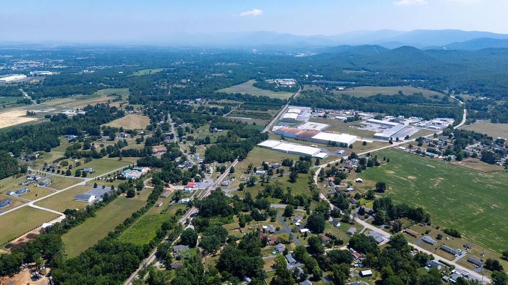 555 MT TORREY RD, LYNDHURST, Virginia 22952, ,Commercial,555 MT TORREY RD,679182 MLS # 679182