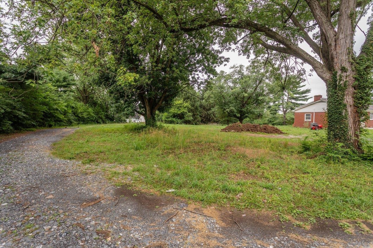 939 VINE ST, HARRISONBURG, Virginia 22801, ,Land,939 VINE ST,679181 MLS # 679181 939 VINE ST, HARRISONBURG, Virginia 22801, ,Land,939 VINE ST,679181 MLS # 679181