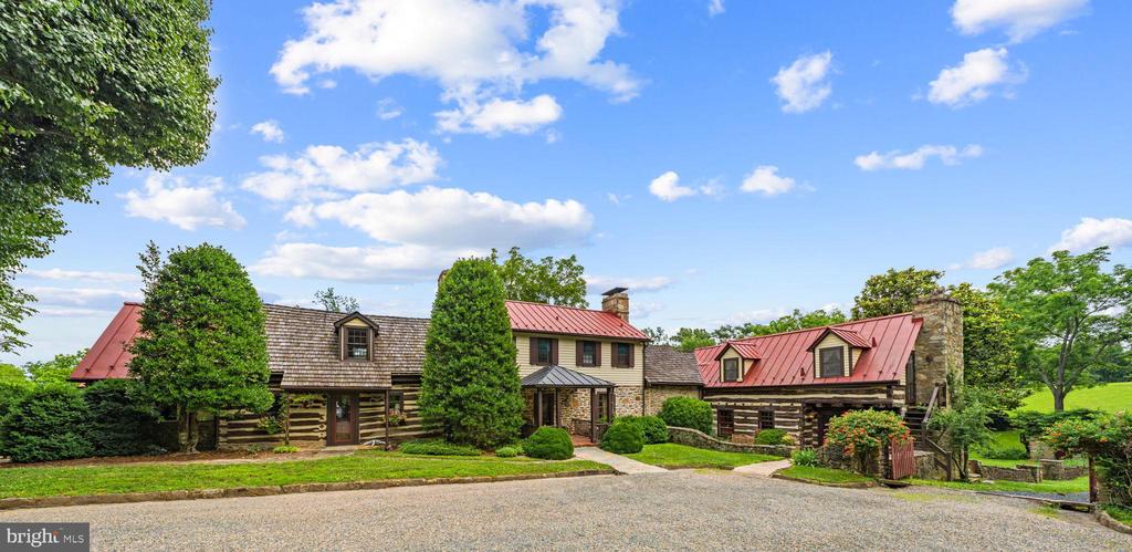 6143 COON TREE RD, THE PLAINS, Virginia 20198, 5 Bedrooms Bedrooms, ,7 BathroomsBathrooms,Residential,6143 COON TREE RD,VAFQ2022736 MLS # VAFQ2022736