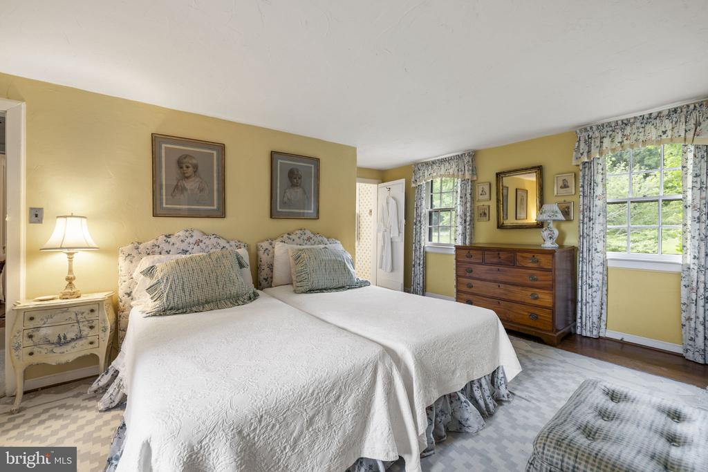 6143 COON TREE RD, THE PLAINS, Virginia 20198, 5 Bedrooms Bedrooms, ,7 BathroomsBathrooms,Residential,6143 COON TREE RD,VAFQ2022736 MLS # VAFQ2022736 6143 COON TREE RD, THE PLAINS, Virginia 20198, 5 Bedrooms Bedrooms, ,7 BathroomsBathrooms,Residential,6143 COON TREE RD,VAFQ2022736 MLS # VAFQ2022736