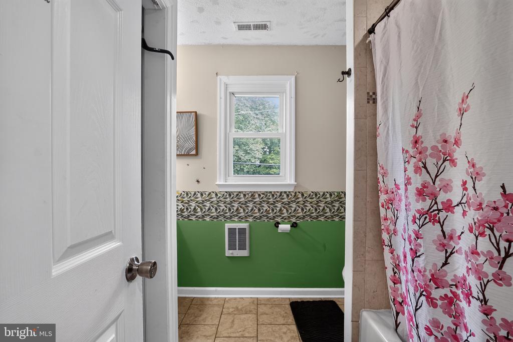 10362 MOUNT ZION CHURCH RD, BRANDY STATION, Virginia 22714, 3 Bedrooms Bedrooms, ,1 BathroomBathrooms,Residential,10362 MOUNT ZION CHURCH RD,VACU2014238 MLS # VACU2014238