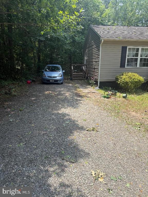 143 OAKLAND PL, LOUISA, Virginia 23093, 2 Bedrooms Bedrooms, ,1 BathroomBathrooms,Residential,143 OAKLAND PL,VALA2010198 MLS # VALA2010198 143 OAKLAND PL, LOUISA, Virginia 23093, 2 Bedrooms Bedrooms, ,1 BathroomBathrooms,Residential,143 OAKLAND PL,VALA2010198 MLS # VALA2010198