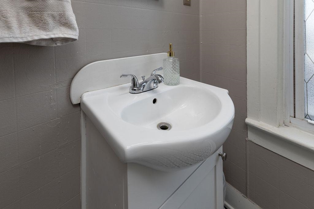 787 N LIBERTY ST, HARRISONBURG, Virginia 22802, 4 Bedrooms Bedrooms, ,2 BathroomsBathrooms,Residential,787 N LIBERTY ST,671605 MLS # 671605 787 N LIBERTY ST, HARRISONBURG, Virginia 22802, 4 Bedrooms Bedrooms, ,2 BathroomsBathrooms,Residential,787 N LIBERTY ST,671605 MLS # 671605