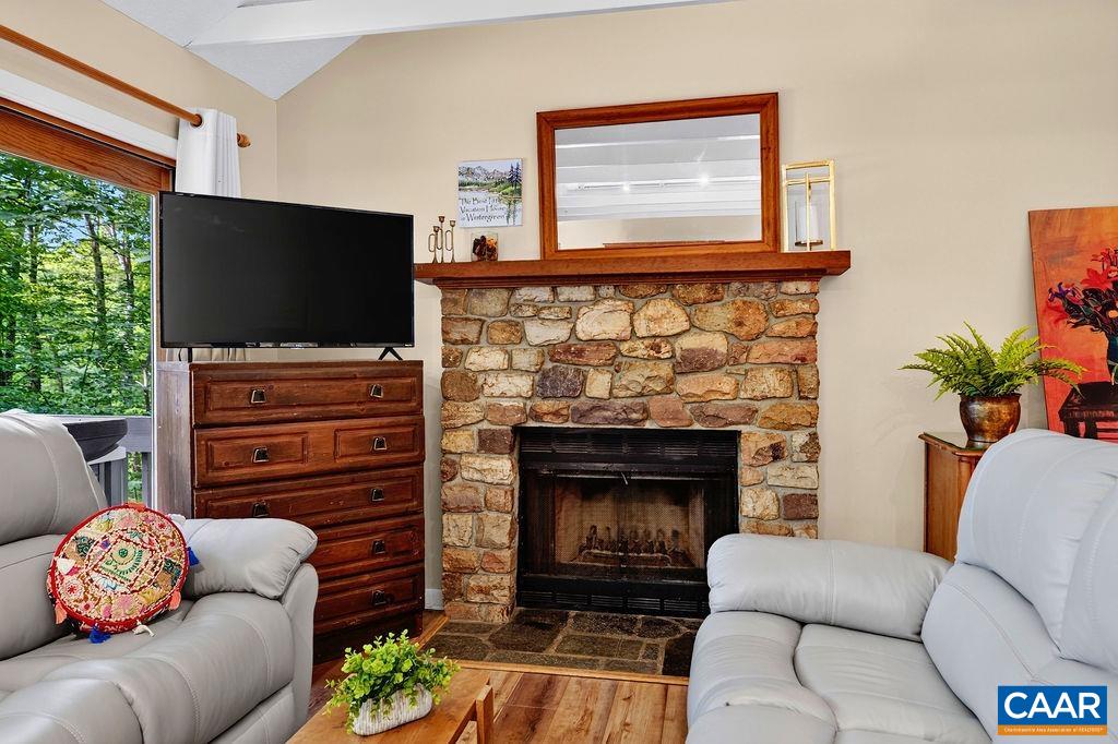 25 HICKORYNUT RD, WINTERGREEN RESORT, Virginia 22967, 2 Bedrooms Bedrooms, ,2 BathroomsBathrooms,Residential,25 HICKORYNUT RD,678251 MLS # 678251 25 HICKORYNUT RD, WINTERGREEN RESORT, Virginia 22967, 2 Bedrooms Bedrooms, ,2 BathroomsBathrooms,Residential,25 HICKORYNUT RD,678251 MLS # 678251