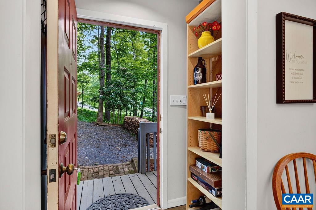 25 HICKORYNUT RD, WINTERGREEN RESORT, Virginia 22967, 2 Bedrooms Bedrooms, ,2 BathroomsBathrooms,Residential,25 HICKORYNUT RD,678251 MLS # 678251 25 HICKORYNUT RD, WINTERGREEN RESORT, Virginia 22967, 2 Bedrooms Bedrooms, ,2 BathroomsBathrooms,Residential,25 HICKORYNUT RD,678251 MLS # 678251