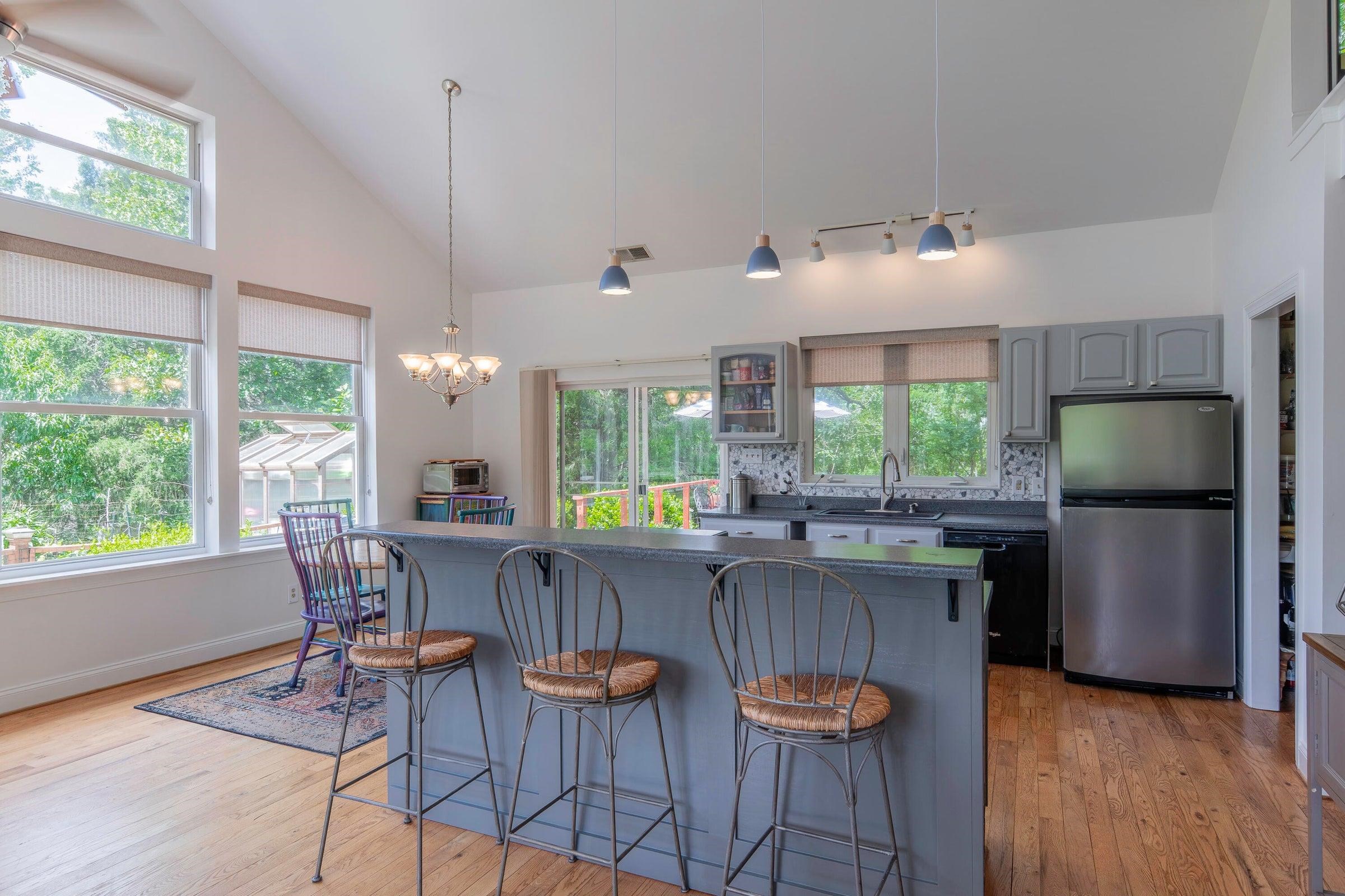 40 WEAVERS WAY, BUENA VISTA, Virginia 24416, 3 Bedrooms Bedrooms, ,4 BathroomsBathrooms,Residential,40 Weavers Way Buena Vista, VA 24416,40 WEAVERS WAY,679179 MLS # 679179 40 WEAVERS WAY, BUENA VISTA, Virginia 24416, 3 Bedrooms Bedrooms, ,4 BathroomsBathrooms,Residential,40 Weavers Way Buena Vista, VA 24416,40 WEAVERS WAY,679179 MLS # 679179