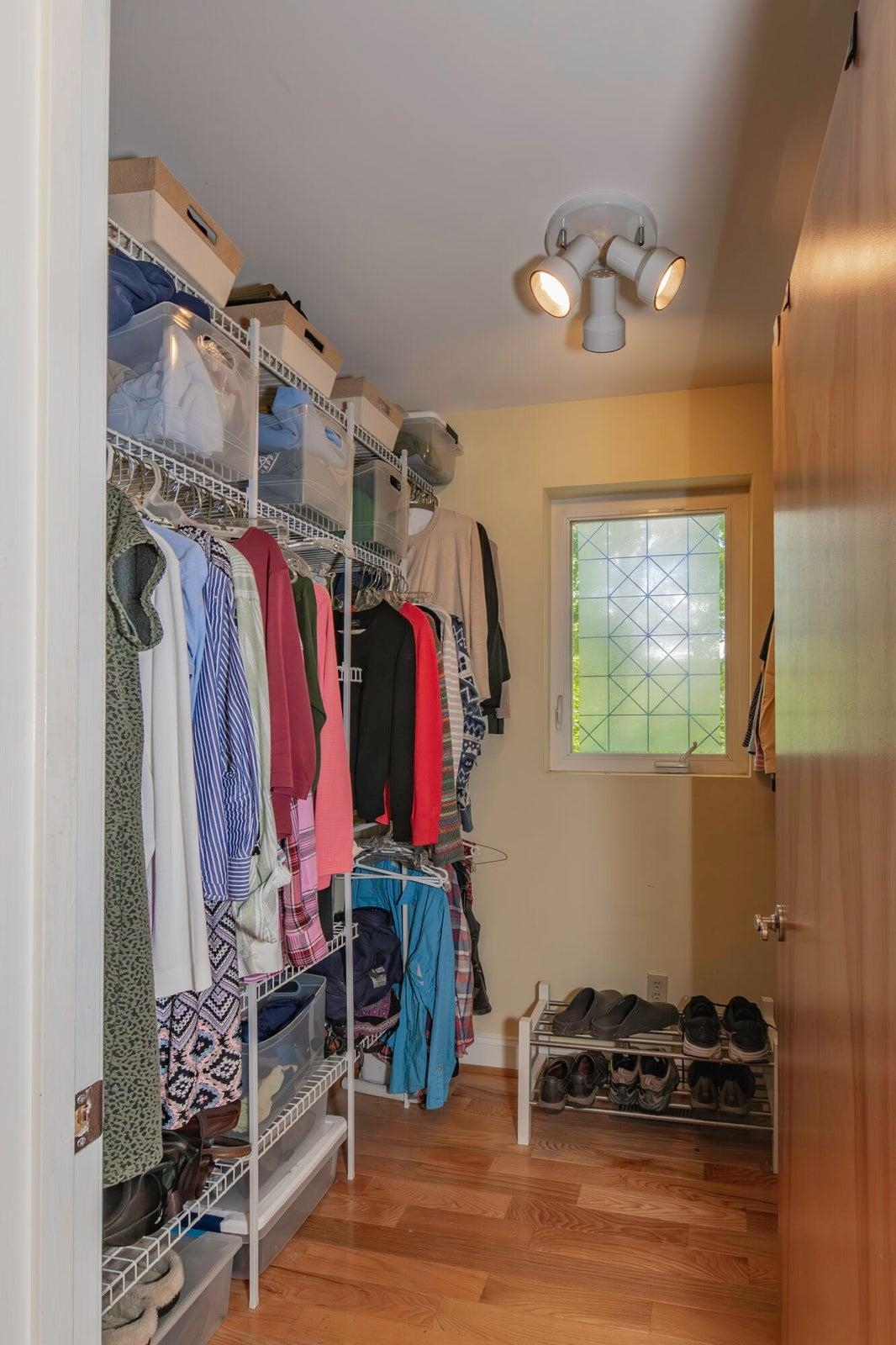 Walk in closet. Walk in closet.