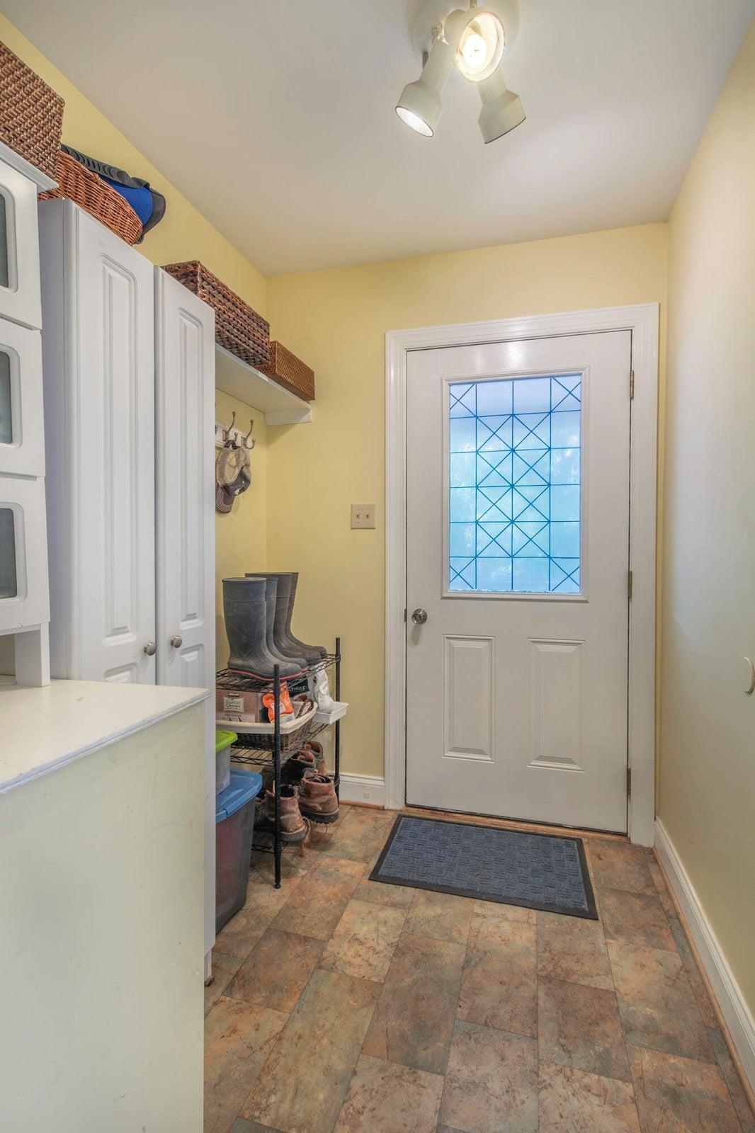 40 WEAVERS WAY, BUENA VISTA, Virginia 24416, 3 Bedrooms Bedrooms, ,4 BathroomsBathrooms,Residential,40 Weavers Way Buena Vista, VA 24416,40 WEAVERS WAY,679179 MLS # 679179 40 WEAVERS WAY, BUENA VISTA, Virginia 24416, 3 Bedrooms Bedrooms, ,4 BathroomsBathrooms,Residential,40 Weavers Way Buena Vista, VA 24416,40 WEAVERS WAY,679179 MLS # 679179