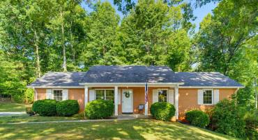 668 MILLER SCHOOL RD, CHARLOTTESVILLE, Virginia 22903, 3 Bedrooms Bedrooms, ,2 BathroomsBathrooms,Residential,668 MILLER SCHOOL RD,679186 MLS # 679186