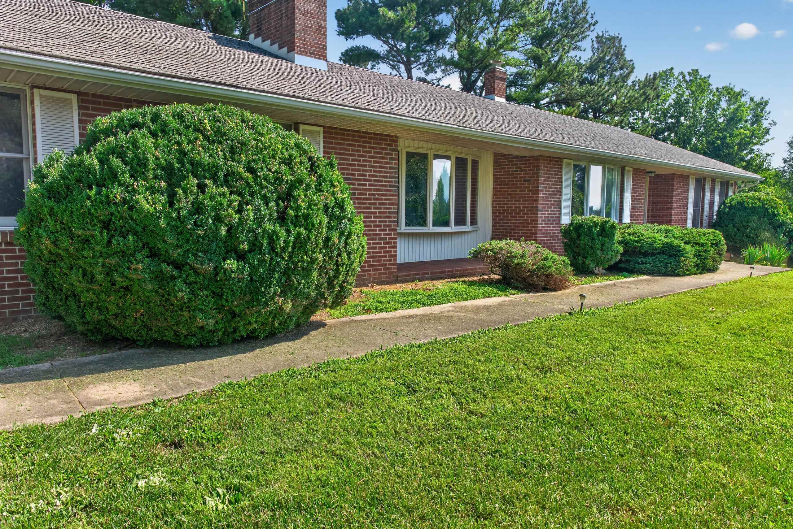 361 HOWARDSVILLE RD, STAUNTON, Virginia 24401, 3 Bedrooms Bedrooms, ,3 BathroomsBathrooms,Residential,361 HOWARDSVILLE RD,679196 MLS # 679196
