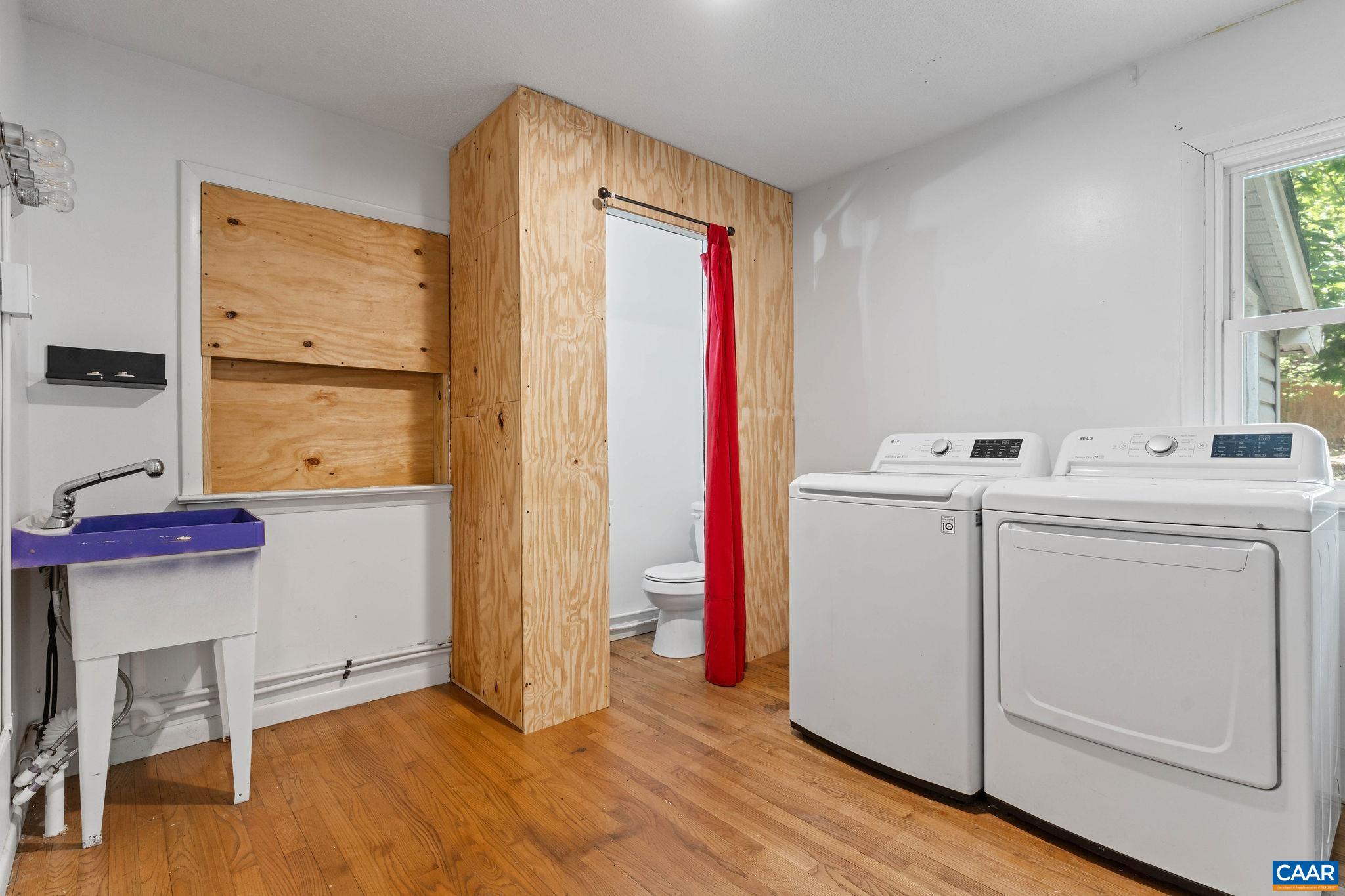 2257 COLUMBIA RD, ZION CROSSROADS, Virginia 22942, 3 Bedrooms Bedrooms, ,1 BathroomBathrooms,Residential,2257 COLUMBIA RD,679199 MLS # 679199 2257 COLUMBIA RD, ZION CROSSROADS, Virginia 22942, 3 Bedrooms Bedrooms, ,1 BathroomBathrooms,Residential,2257 COLUMBIA RD,679199 MLS # 679199