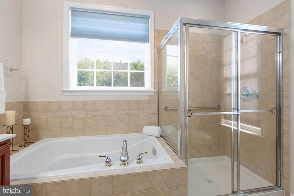 5705 W KESSLERS XING, FREDERICKSBURG, Virginia 22407, 4 Bedrooms Bedrooms, ,3 BathroomsBathrooms,Residential,5705 W KESSLERS XING,VASP2043426 MLS # VASP2043426 5705 W KESSLERS XING, FREDERICKSBURG, Virginia 22407, 4 Bedrooms Bedrooms, ,3 BathroomsBathrooms,Residential,5705 W KESSLERS XING,VASP2043426 MLS # VASP2043426