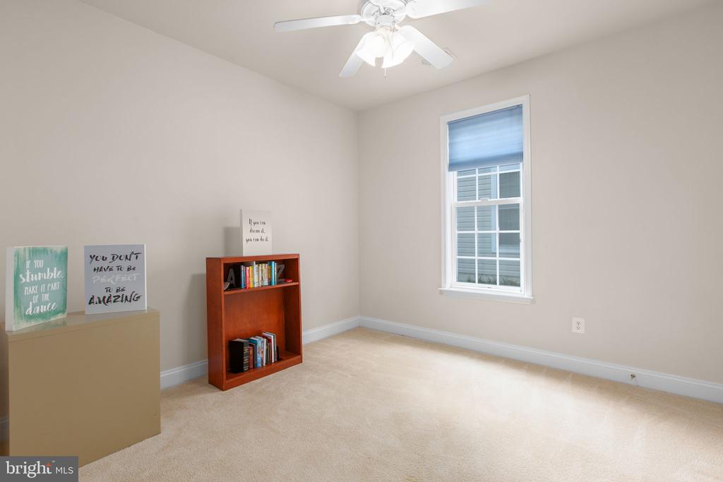 5705 W KESSLERS XING, FREDERICKSBURG, Virginia 22407, 4 Bedrooms Bedrooms, ,3 BathroomsBathrooms,Residential,5705 W KESSLERS XING,VASP2043426 MLS # VASP2043426 5705 W KESSLERS XING, FREDERICKSBURG, Virginia 22407, 4 Bedrooms Bedrooms, ,3 BathroomsBathrooms,Residential,5705 W KESSLERS XING,VASP2043426 MLS # VASP2043426
