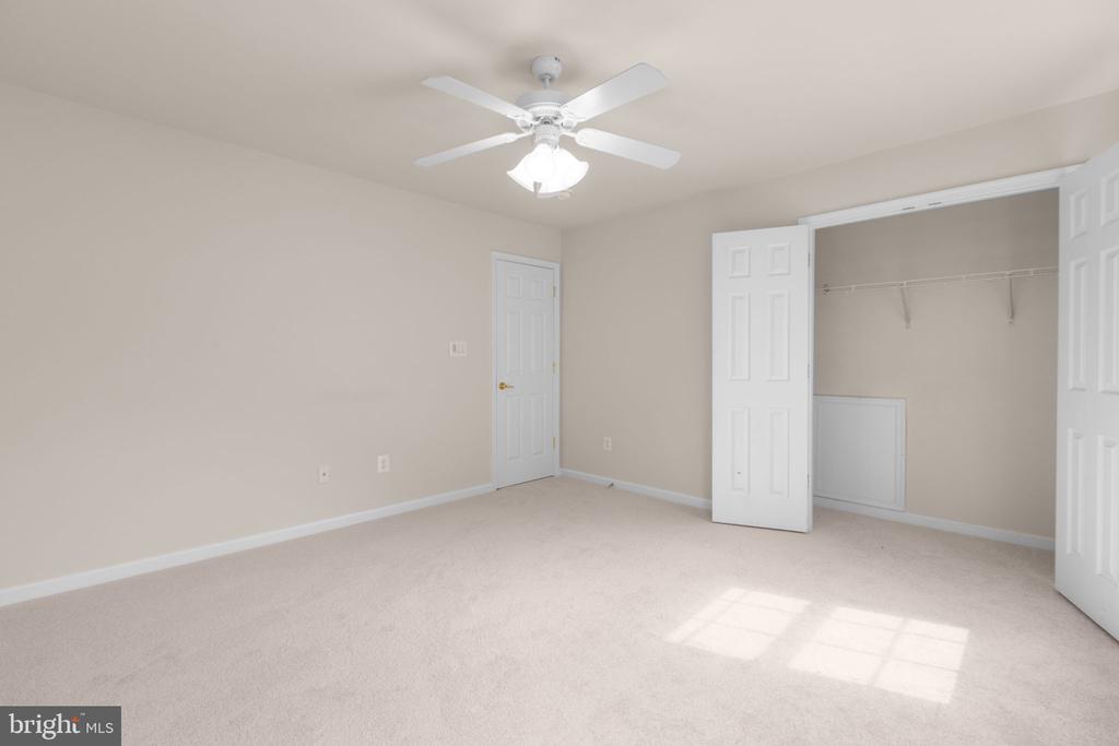5705 W KESSLERS XING, FREDERICKSBURG, Virginia 22407, 4 Bedrooms Bedrooms, ,3 BathroomsBathrooms,Residential,5705 W KESSLERS XING,VASP2043426 MLS # VASP2043426 5705 W KESSLERS XING, FREDERICKSBURG, Virginia 22407, 4 Bedrooms Bedrooms, ,3 BathroomsBathrooms,Residential,5705 W KESSLERS XING,VASP2043426 MLS # VASP2043426