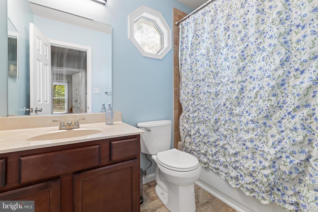 10712 HEATHERWOOD DR, SPOTSYLVANIA, Virginia 22553, 3 Bedrooms Bedrooms, ,2 BathroomsBathrooms,Residential,10712 HEATHERWOOD DR,VASP2043496 MLS # VASP2043496 10712 HEATHERWOOD DR, SPOTSYLVANIA, Virginia 22553, 3 Bedrooms Bedrooms, ,2 BathroomsBathrooms,Residential,10712 HEATHERWOOD DR,VASP2043496 MLS # VASP2043496