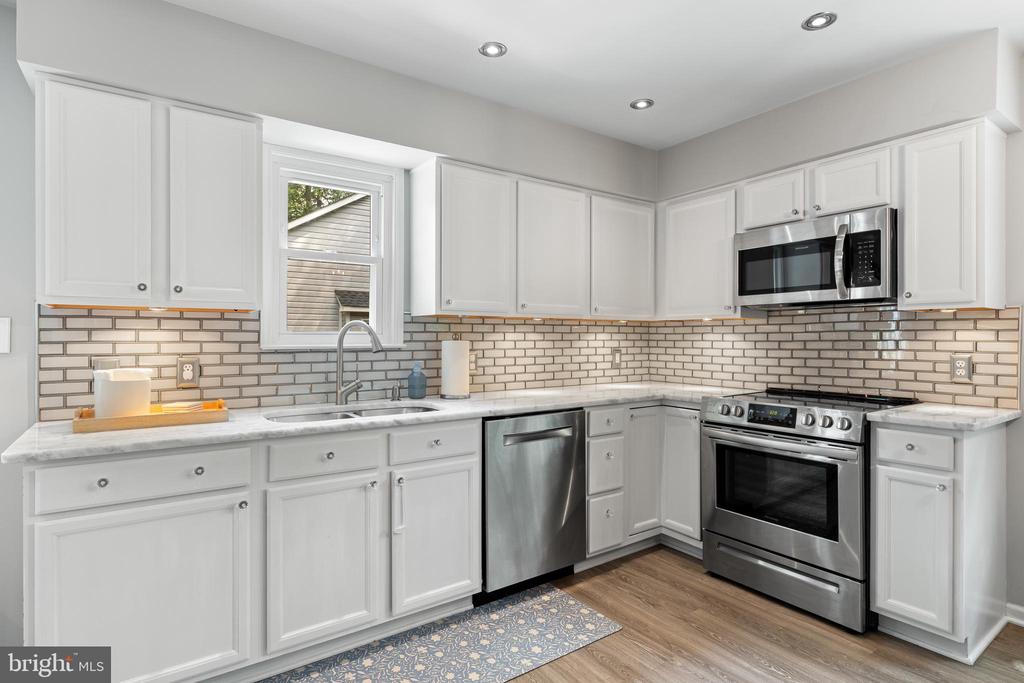 10712 HEATHERWOOD DR, SPOTSYLVANIA, Virginia 22553, 3 Bedrooms Bedrooms, ,2 BathroomsBathrooms,Residential,10712 HEATHERWOOD DR,VASP2043496 MLS # VASP2043496 10712 HEATHERWOOD DR, SPOTSYLVANIA, Virginia 22553, 3 Bedrooms Bedrooms, ,2 BathroomsBathrooms,Residential,10712 HEATHERWOOD DR,VASP2043496 MLS # VASP2043496