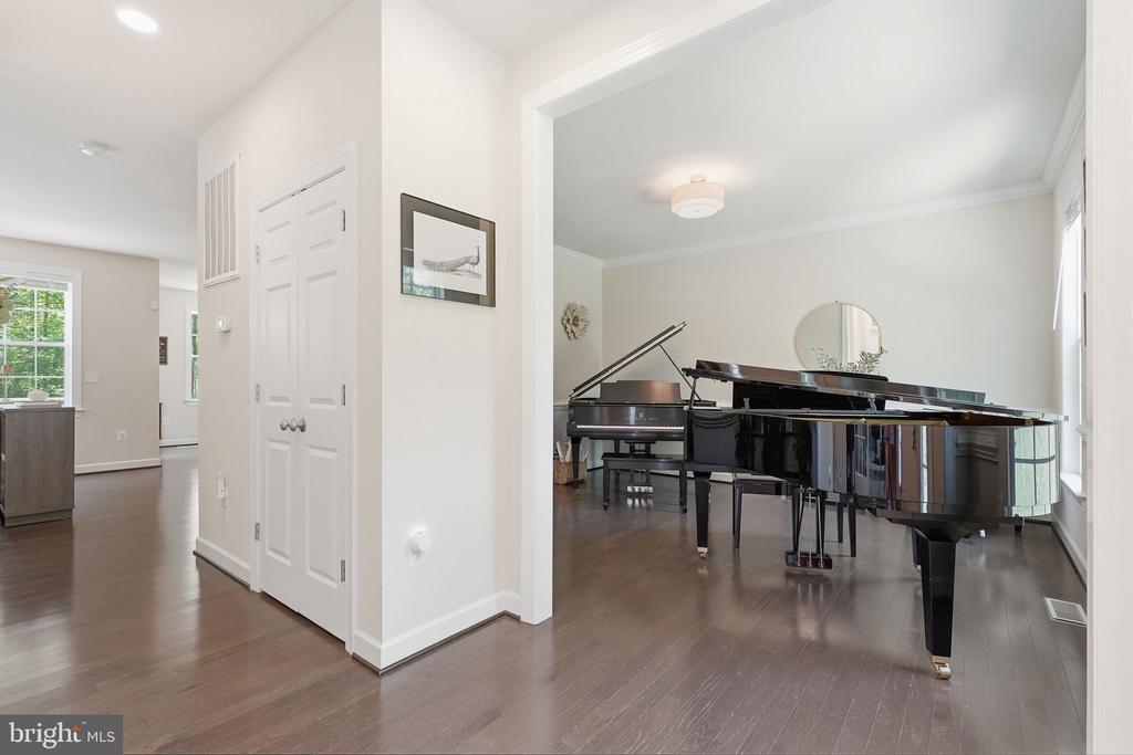 13005 N FRENCH CT, FREDERICKSBURG, Virginia 22407, 4 Bedrooms Bedrooms, ,3 BathroomsBathrooms,Residential,13005 N FRENCH CT,VASP2043498 MLS # VASP2043498 13005 N FRENCH CT, FREDERICKSBURG, Virginia 22407, 4 Bedrooms Bedrooms, ,3 BathroomsBathrooms,Residential,13005 N FRENCH CT,VASP2043498 MLS # VASP2043498