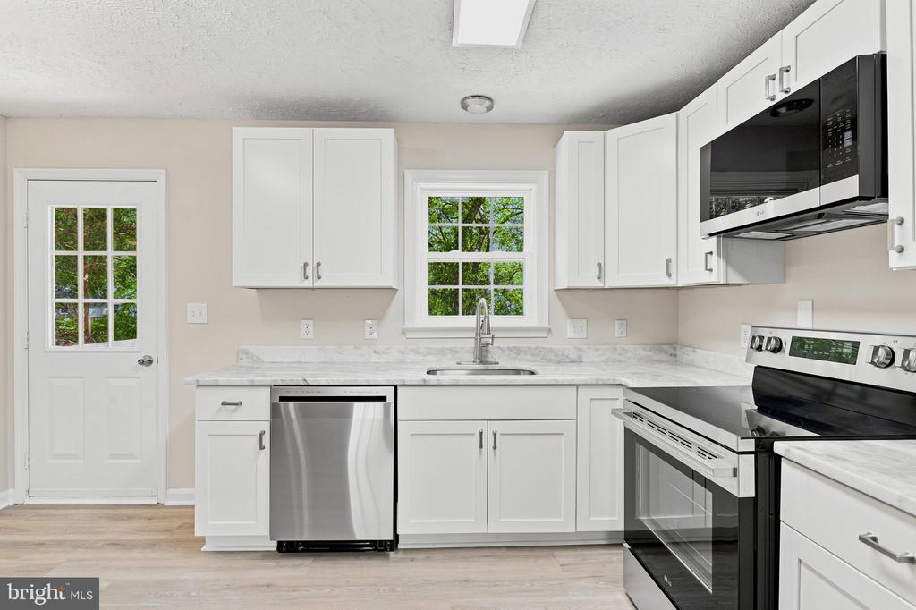 10921 PEACH TREE DR, FREDERICKSBURG, Virginia 22407, 4 Bedrooms Bedrooms, ,2 BathroomsBathrooms,Residential,10921 PEACH TREE DR,VASP2043468 MLS # VASP2043468 10921 PEACH TREE DR, FREDERICKSBURG, Virginia 22407, 4 Bedrooms Bedrooms, ,2 BathroomsBathrooms,Residential,10921 PEACH TREE DR,VASP2043468 MLS # VASP2043468