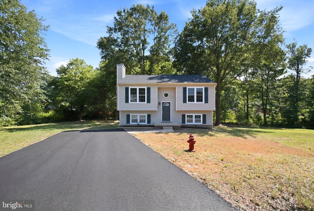 10921 PEACH TREE DR, FREDERICKSBURG, Virginia 22407, 4 Bedrooms Bedrooms, ,2 BathroomsBathrooms,Residential,10921 PEACH TREE DR,VASP2043468 MLS # VASP2043468 10921 PEACH TREE DR, FREDERICKSBURG, Virginia 22407, 4 Bedrooms Bedrooms, ,2 BathroomsBathrooms,Residential,10921 PEACH TREE DR,VASP2043468 MLS # VASP2043468