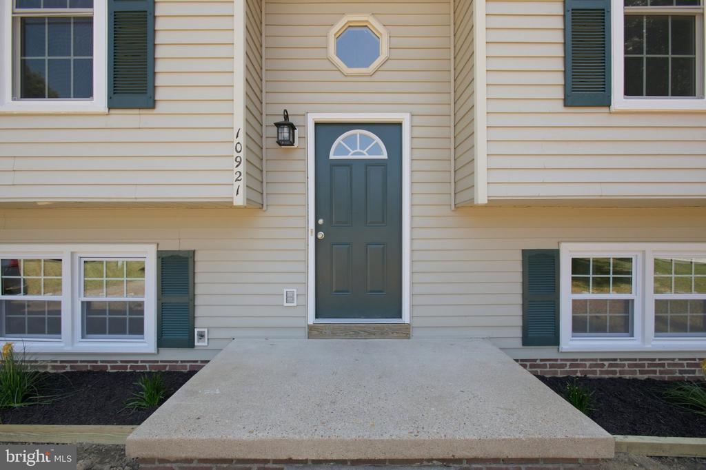 10921 PEACH TREE DR, FREDERICKSBURG, Virginia 22407, 4 Bedrooms Bedrooms, ,2 BathroomsBathrooms,Residential,10921 PEACH TREE DR,VASP2043468 MLS # VASP2043468 10921 PEACH TREE DR, FREDERICKSBURG, Virginia 22407, 4 Bedrooms Bedrooms, ,2 BathroomsBathrooms,Residential,10921 PEACH TREE DR,VASP2043468 MLS # VASP2043468