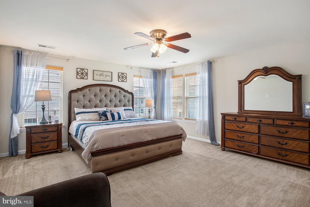 6008 OAKTON BEECH LN, FREDERICKSBURG, Virginia 22407, 5 Bedrooms Bedrooms, ,2 BathroomsBathrooms,Residential,6008 OAKTON BEECH LN,VASP2043502 MLS # VASP2043502 6008 OAKTON BEECH LN, FREDERICKSBURG, Virginia 22407, 5 Bedrooms Bedrooms, ,2 BathroomsBathrooms,Residential,6008 OAKTON BEECH LN,VASP2043502 MLS # VASP2043502