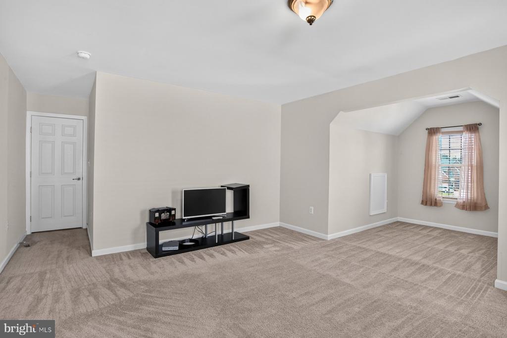 6008 OAKTON BEECH LN, FREDERICKSBURG, Virginia 22407, 5 Bedrooms Bedrooms, ,2 BathroomsBathrooms,Residential,6008 OAKTON BEECH LN,VASP2043502 MLS # VASP2043502 6008 OAKTON BEECH LN, FREDERICKSBURG, Virginia 22407, 5 Bedrooms Bedrooms, ,2 BathroomsBathrooms,Residential,6008 OAKTON BEECH LN,VASP2043502 MLS # VASP2043502