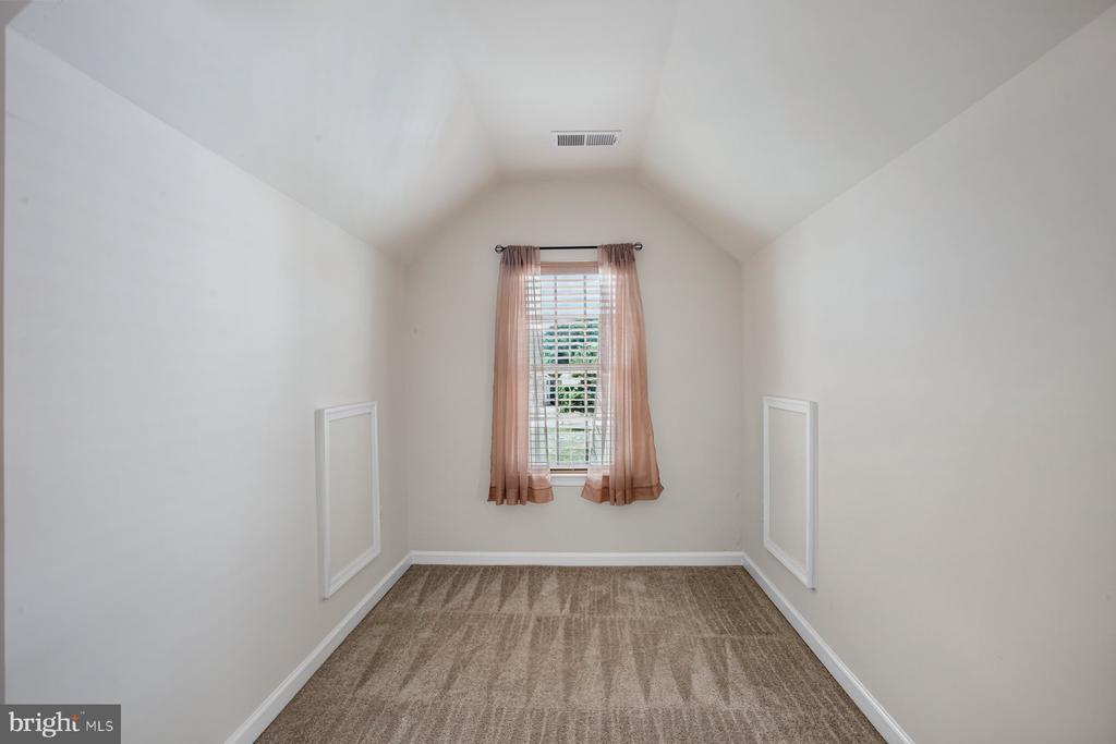 6008 OAKTON BEECH LN, FREDERICKSBURG, Virginia 22407, 5 Bedrooms Bedrooms, ,2 BathroomsBathrooms,Residential,6008 OAKTON BEECH LN,VASP2043502 MLS # VASP2043502 6008 OAKTON BEECH LN, FREDERICKSBURG, Virginia 22407, 5 Bedrooms Bedrooms, ,2 BathroomsBathrooms,Residential,6008 OAKTON BEECH LN,VASP2043502 MLS # VASP2043502