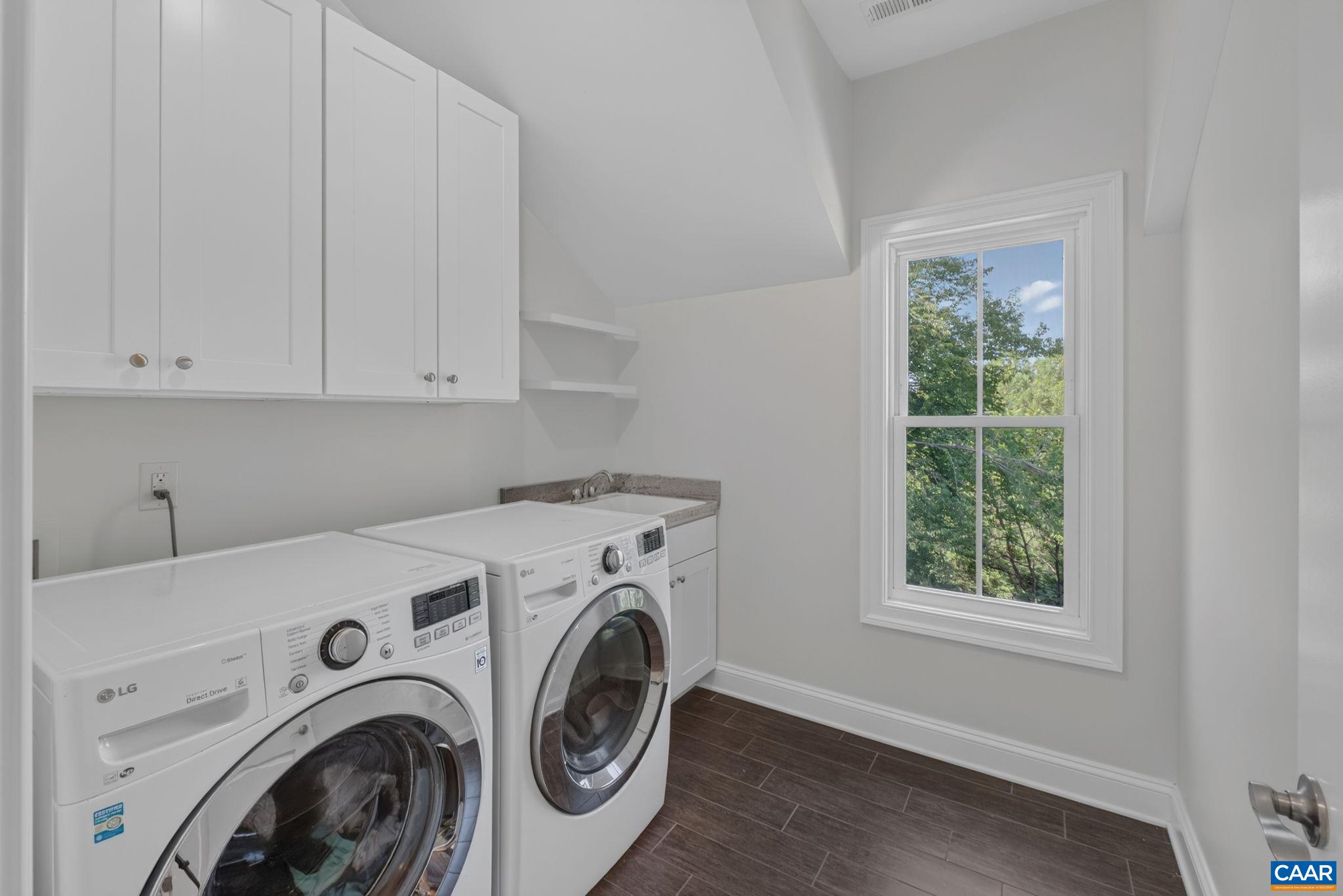 905 WILLISTON CT, CHARLOTTESVILLE, Virginia 22901, 5 Bedrooms Bedrooms, ,4 BathroomsBathrooms,Residential,905 WILLISTON CT,679167 MLS # 679167 905 WILLISTON CT, CHARLOTTESVILLE, Virginia 22901, 5 Bedrooms Bedrooms, ,4 BathroomsBathrooms,Residential,905 WILLISTON CT,679167 MLS # 679167