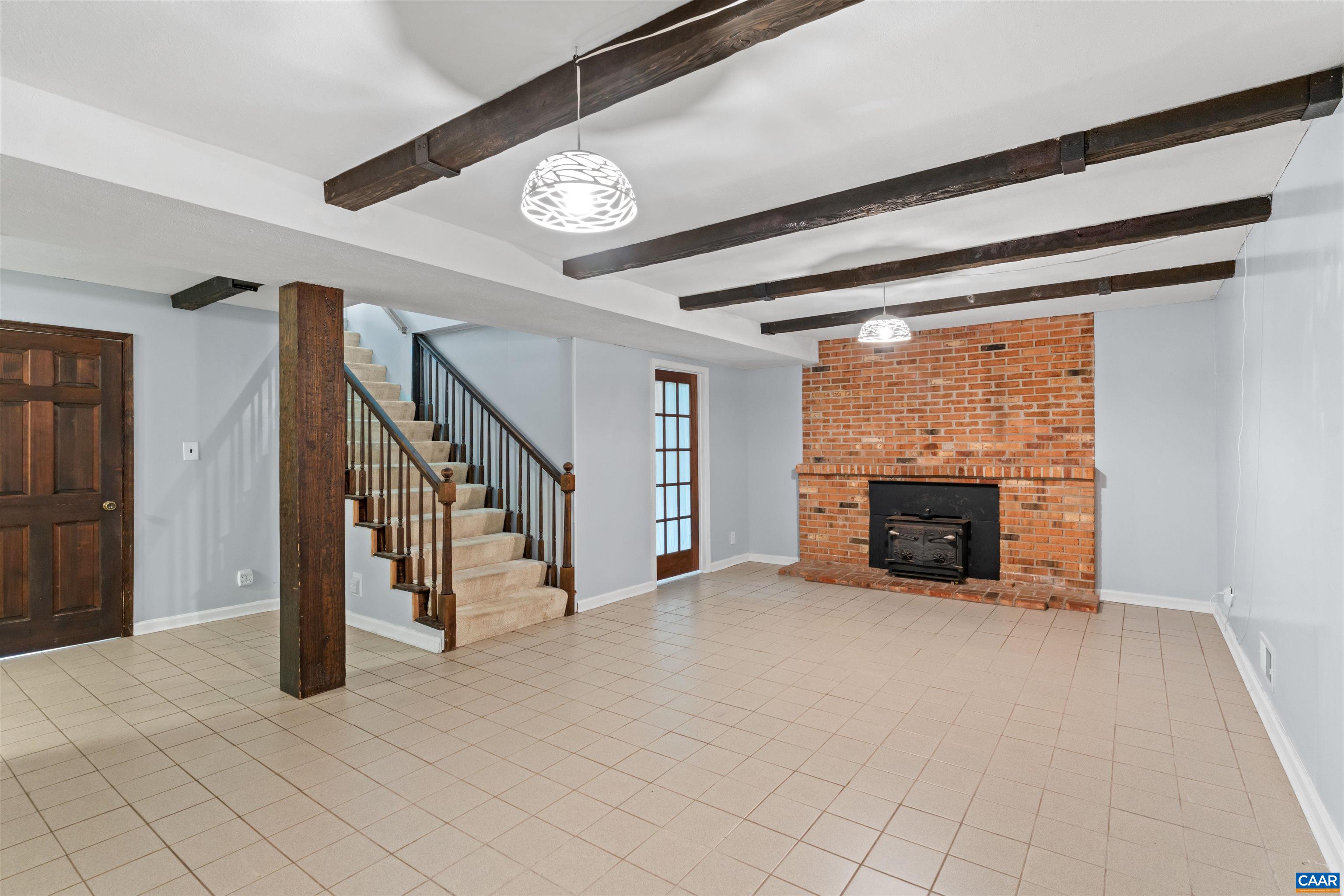 8005 WASHINGTON CT, CHARLOTTESVILLE, Virginia 22911, 5 Bedrooms Bedrooms, ,3 BathroomsBathrooms,Residential,Two for One,8005 WASHINGTON CT,679171 MLS # 679171 8005 WASHINGTON CT, CHARLOTTESVILLE, Virginia 22911, 5 Bedrooms Bedrooms, ,3 BathroomsBathrooms,Residential,Two for One,8005 WASHINGTON CT,679171 MLS # 679171