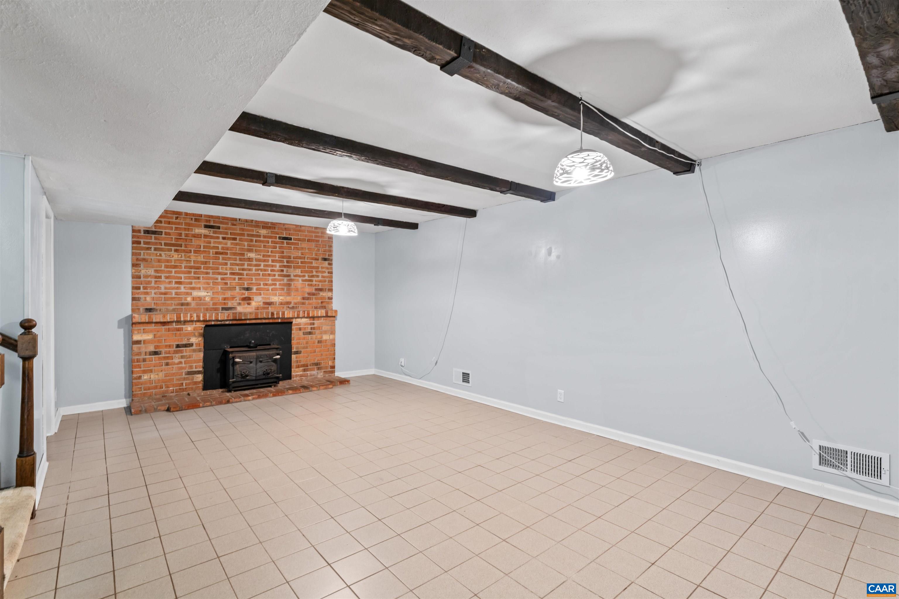 8005 WASHINGTON CT, CHARLOTTESVILLE, Virginia 22911, 5 Bedrooms Bedrooms, ,3 BathroomsBathrooms,Residential,Two for One,8005 WASHINGTON CT,679171 MLS # 679171 8005 WASHINGTON CT, CHARLOTTESVILLE, Virginia 22911, 5 Bedrooms Bedrooms, ,3 BathroomsBathrooms,Residential,Two for One,8005 WASHINGTON CT,679171 MLS # 679171