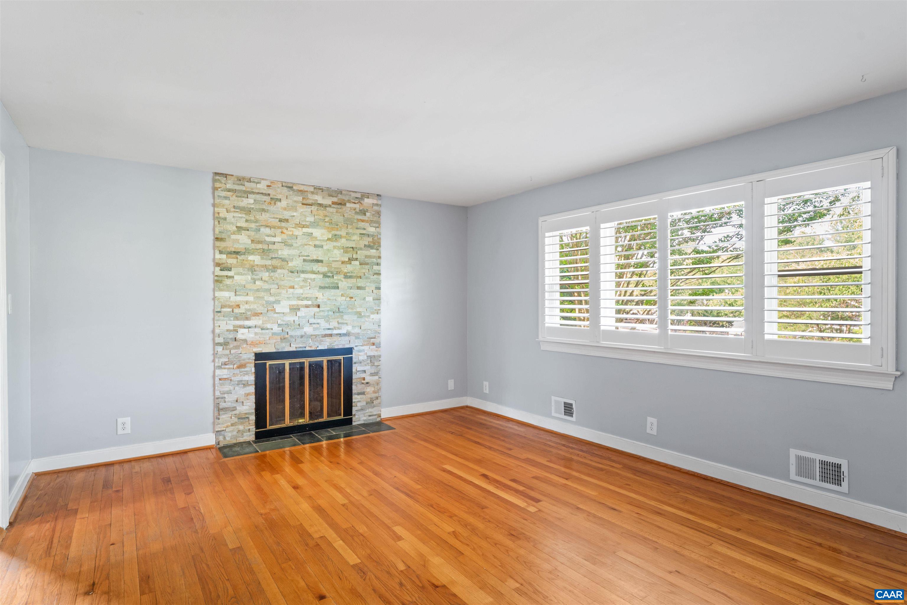 8005 WASHINGTON CT, CHARLOTTESVILLE, Virginia 22911, 5 Bedrooms Bedrooms, ,3 BathroomsBathrooms,Residential,Two for One,8005 WASHINGTON CT,679171 MLS # 679171 8005 WASHINGTON CT, CHARLOTTESVILLE, Virginia 22911, 5 Bedrooms Bedrooms, ,3 BathroomsBathrooms,Residential,Two for One,8005 WASHINGTON CT,679171 MLS # 679171