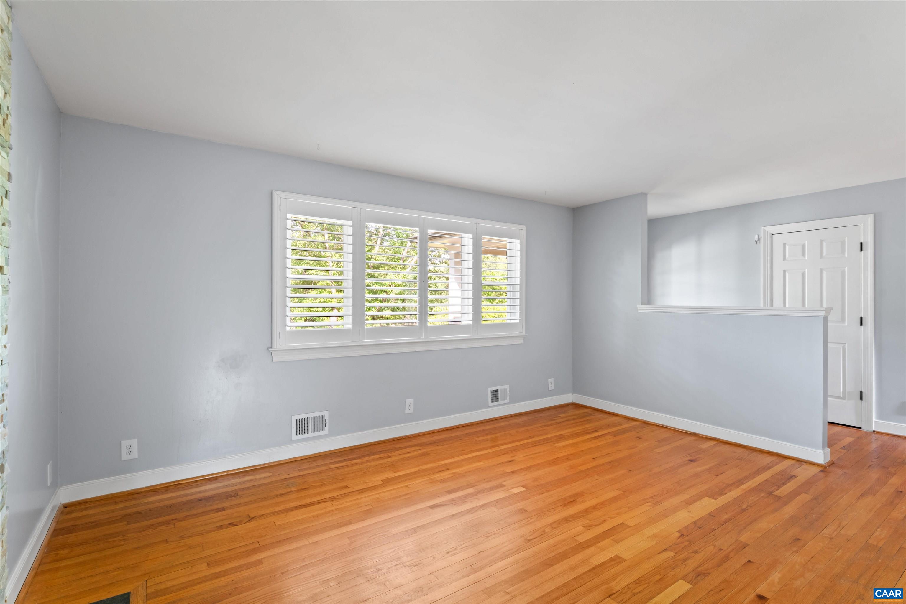 8005 WASHINGTON CT, CHARLOTTESVILLE, Virginia 22911, 5 Bedrooms Bedrooms, ,3 BathroomsBathrooms,Residential,Two for One,8005 WASHINGTON CT,679171 MLS # 679171 8005 WASHINGTON CT, CHARLOTTESVILLE, Virginia 22911, 5 Bedrooms Bedrooms, ,3 BathroomsBathrooms,Residential,Two for One,8005 WASHINGTON CT,679171 MLS # 679171