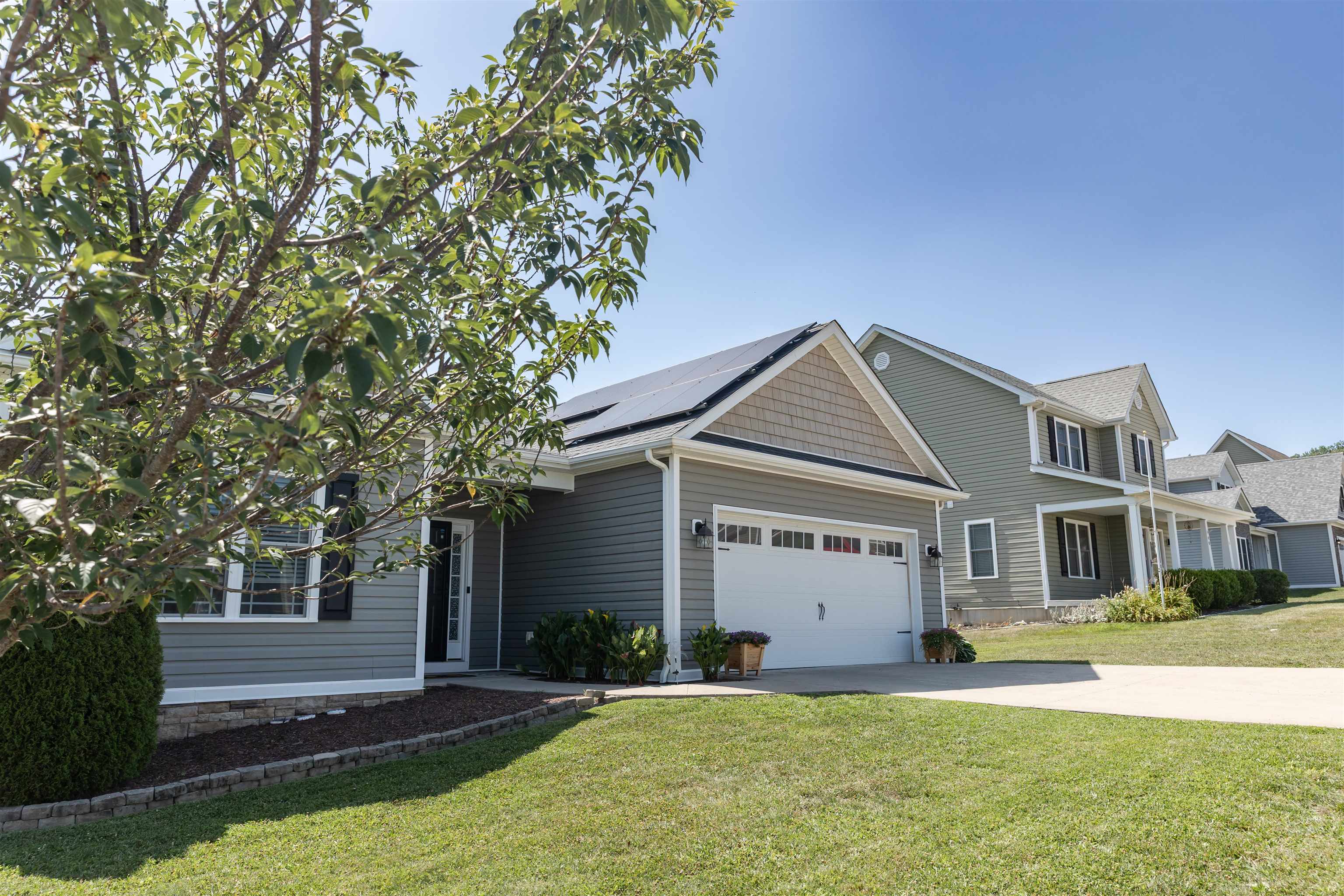 36 HULL HILLS LN, STAUNTON, Virginia 24401, 3 Bedrooms Bedrooms, ,2 BathroomsBathrooms,Residential,36 HULL HILLS LN,679205 MLS # 679205 36 HULL HILLS LN, STAUNTON, Virginia 24401, 3 Bedrooms Bedrooms, ,2 BathroomsBathrooms,Residential,36 HULL HILLS LN,679205 MLS # 679205