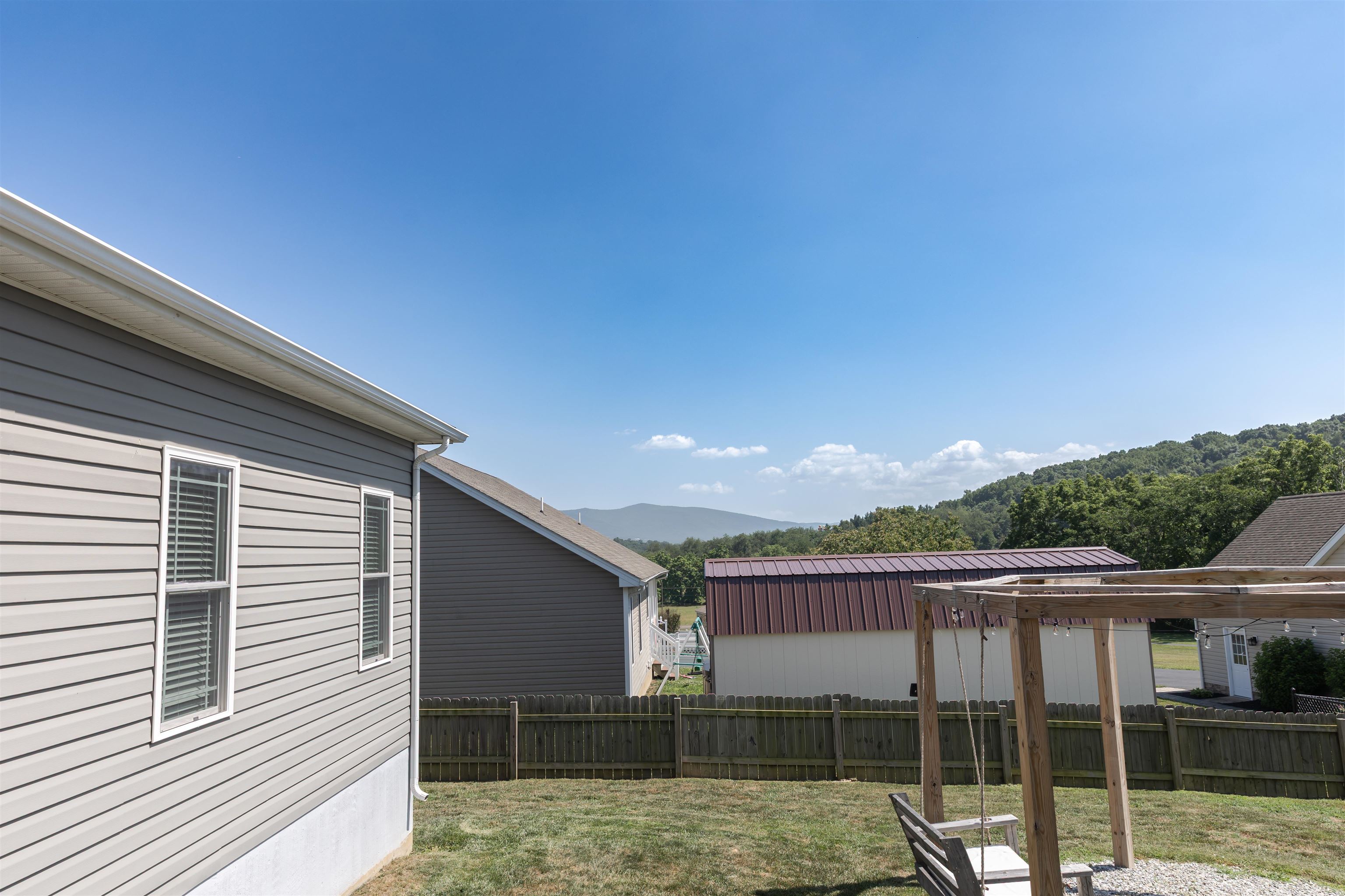 36 HULL HILLS LN, STAUNTON, Virginia 24401, 3 Bedrooms Bedrooms, ,2 BathroomsBathrooms,Residential,36 HULL HILLS LN,679205 MLS # 679205 36 HULL HILLS LN, STAUNTON, Virginia 24401, 3 Bedrooms Bedrooms, ,2 BathroomsBathrooms,Residential,36 HULL HILLS LN,679205 MLS # 679205