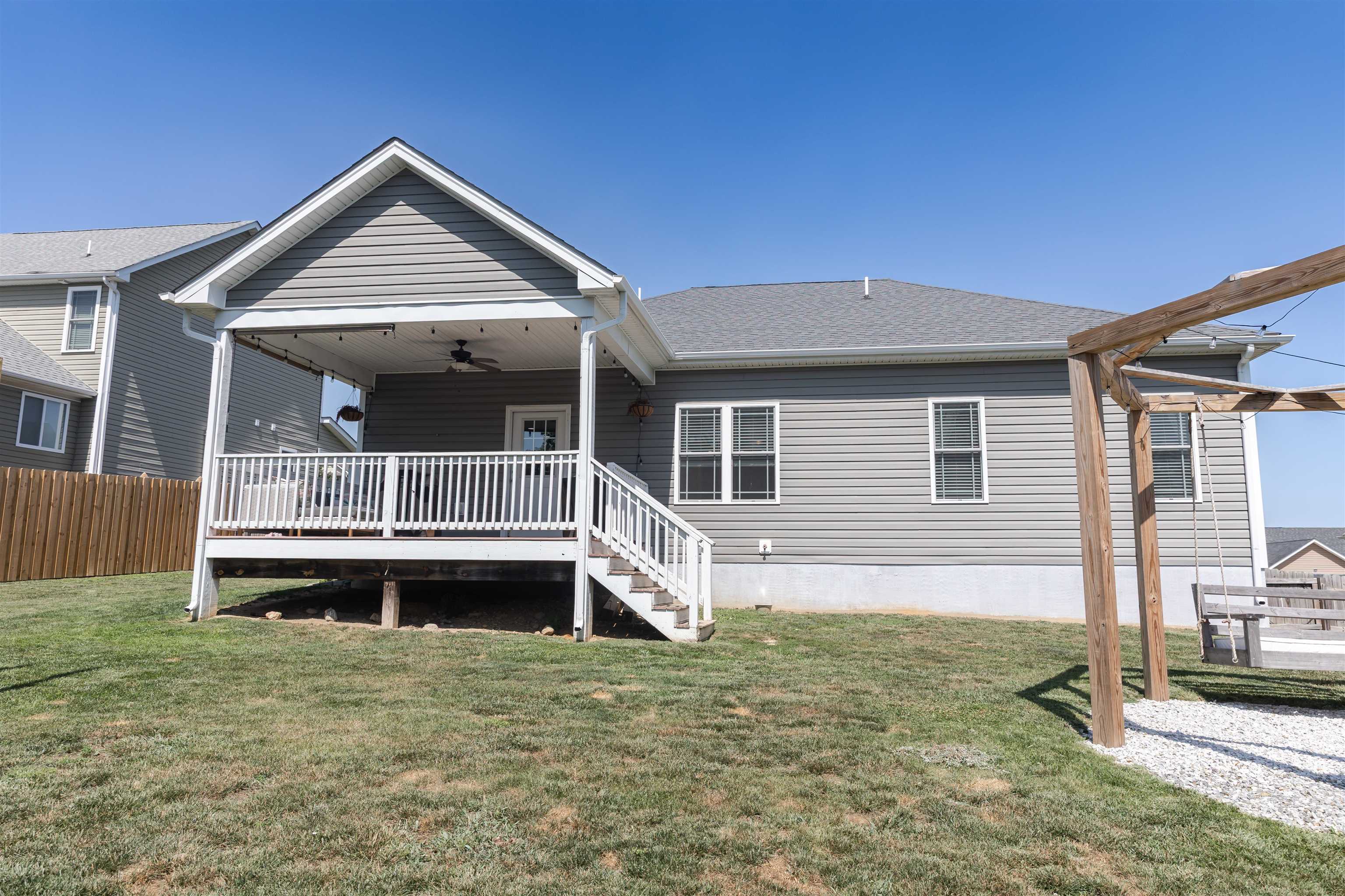 36 HULL HILLS LN, STAUNTON, Virginia 24401, 3 Bedrooms Bedrooms, ,2 BathroomsBathrooms,Residential,36 HULL HILLS LN,679205 MLS # 679205 36 HULL HILLS LN, STAUNTON, Virginia 24401, 3 Bedrooms Bedrooms, ,2 BathroomsBathrooms,Residential,36 HULL HILLS LN,679205 MLS # 679205