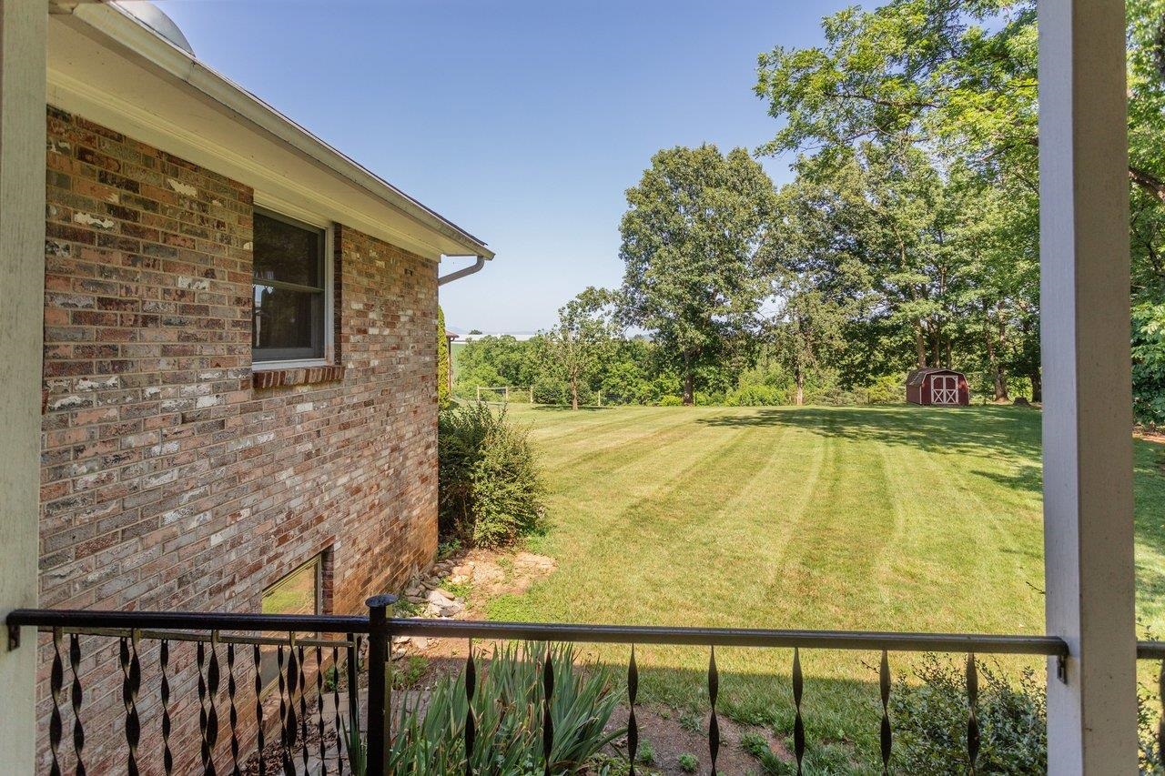 6765 VISTA HEIGHTS RD, BRIDGEWATER, Virginia 22812, 4 Bedrooms Bedrooms, ,2 BathroomsBathrooms,Residential,6765 VISTA HEIGHTS RD,679211 MLS # 679211 6765 VISTA HEIGHTS RD, BRIDGEWATER, Virginia 22812, 4 Bedrooms Bedrooms, ,2 BathroomsBathrooms,Residential,6765 VISTA HEIGHTS RD,679211 MLS # 679211