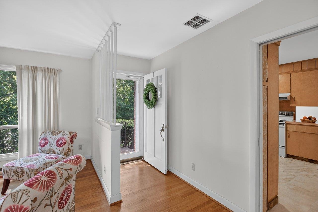 6765 VISTA HEIGHTS RD, BRIDGEWATER, Virginia 22812, 4 Bedrooms Bedrooms, ,2 BathroomsBathrooms,Residential,6765 VISTA HEIGHTS RD,679211 MLS # 679211 6765 VISTA HEIGHTS RD, BRIDGEWATER, Virginia 22812, 4 Bedrooms Bedrooms, ,2 BathroomsBathrooms,Residential,6765 VISTA HEIGHTS RD,679211 MLS # 679211