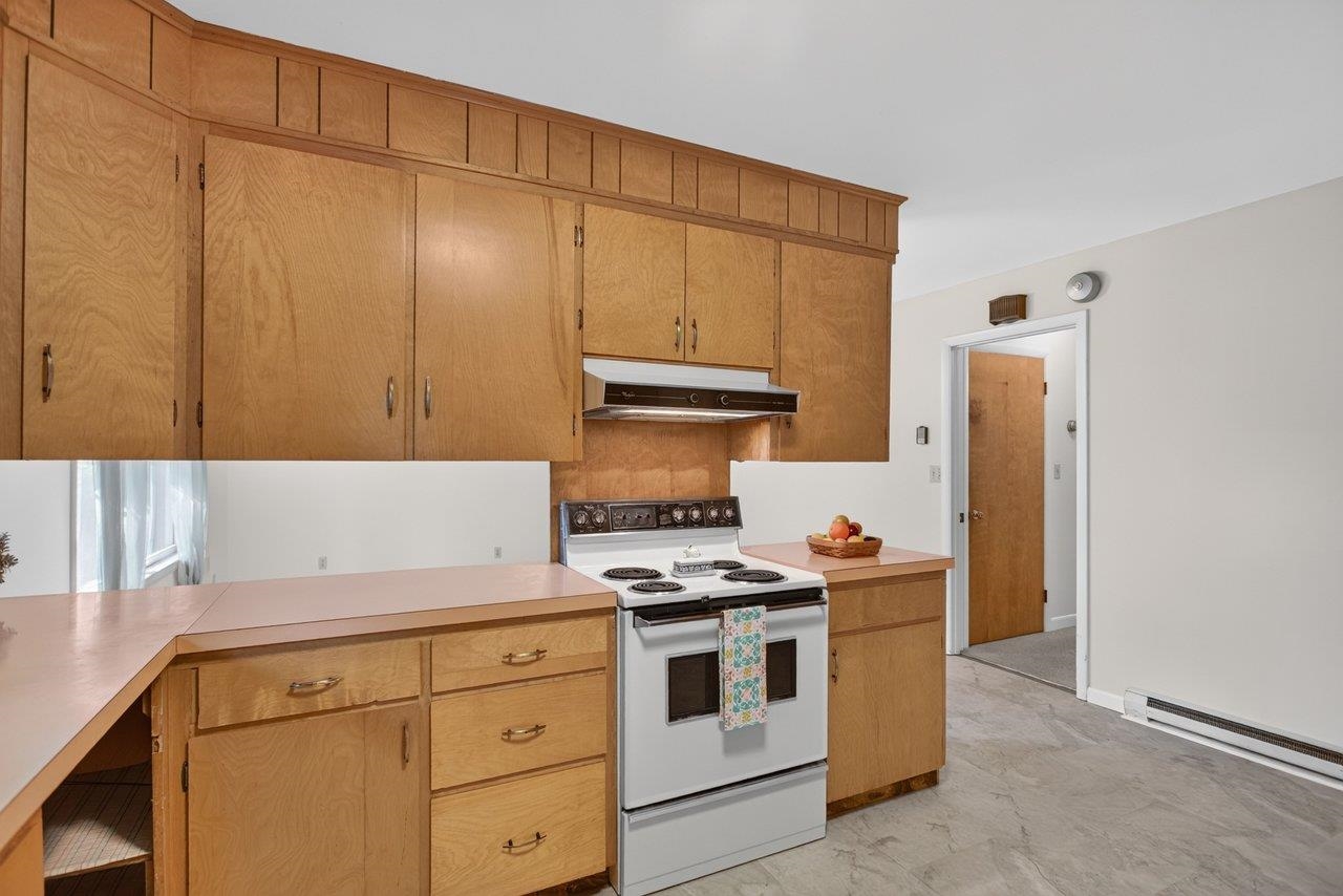 6765 VISTA HEIGHTS RD, BRIDGEWATER, Virginia 22812, 4 Bedrooms Bedrooms, ,2 BathroomsBathrooms,Residential,6765 VISTA HEIGHTS RD,679211 MLS # 679211 6765 VISTA HEIGHTS RD, BRIDGEWATER, Virginia 22812, 4 Bedrooms Bedrooms, ,2 BathroomsBathrooms,Residential,6765 VISTA HEIGHTS RD,679211 MLS # 679211