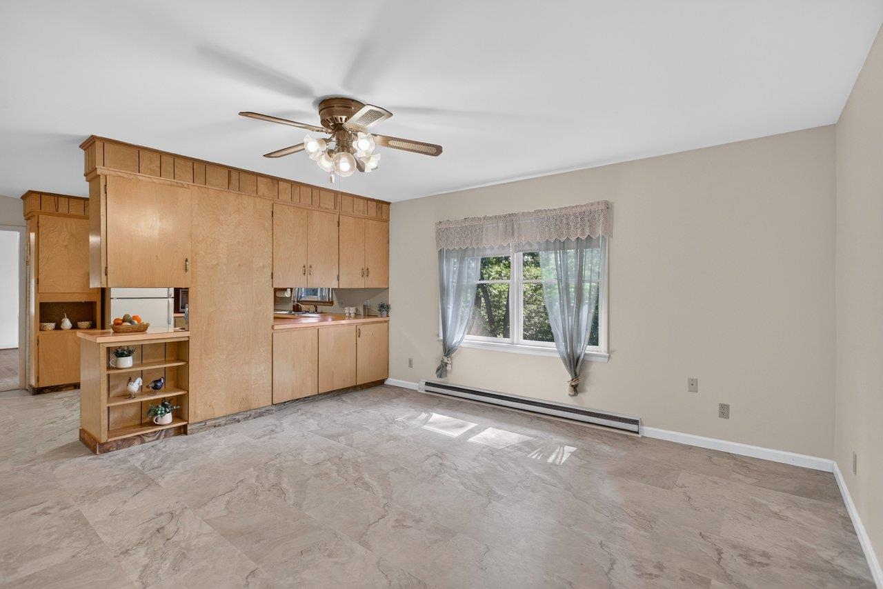 6765 VISTA HEIGHTS RD, BRIDGEWATER, Virginia 22812, 4 Bedrooms Bedrooms, ,2 BathroomsBathrooms,Residential,6765 VISTA HEIGHTS RD,679211 MLS # 679211 6765 VISTA HEIGHTS RD, BRIDGEWATER, Virginia 22812, 4 Bedrooms Bedrooms, ,2 BathroomsBathrooms,Residential,6765 VISTA HEIGHTS RD,679211 MLS # 679211