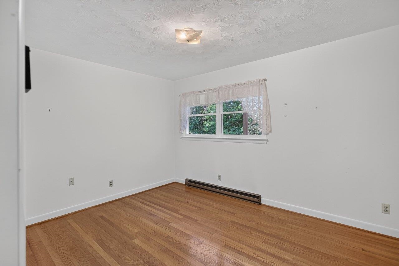 6765 VISTA HEIGHTS RD, BRIDGEWATER, Virginia 22812, 4 Bedrooms Bedrooms, ,2 BathroomsBathrooms,Residential,6765 VISTA HEIGHTS RD,679211 MLS # 679211 6765 VISTA HEIGHTS RD, BRIDGEWATER, Virginia 22812, 4 Bedrooms Bedrooms, ,2 BathroomsBathrooms,Residential,6765 VISTA HEIGHTS RD,679211 MLS # 679211