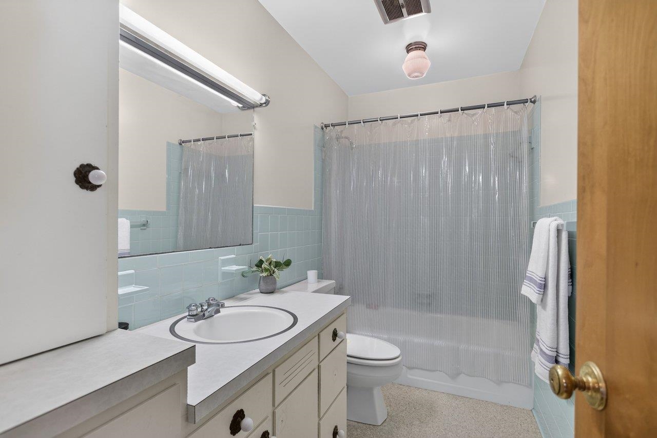 6765 VISTA HEIGHTS RD, BRIDGEWATER, Virginia 22812, 4 Bedrooms Bedrooms, ,2 BathroomsBathrooms,Residential,6765 VISTA HEIGHTS RD,679211 MLS # 679211 6765 VISTA HEIGHTS RD, BRIDGEWATER, Virginia 22812, 4 Bedrooms Bedrooms, ,2 BathroomsBathrooms,Residential,6765 VISTA HEIGHTS RD,679211 MLS # 679211