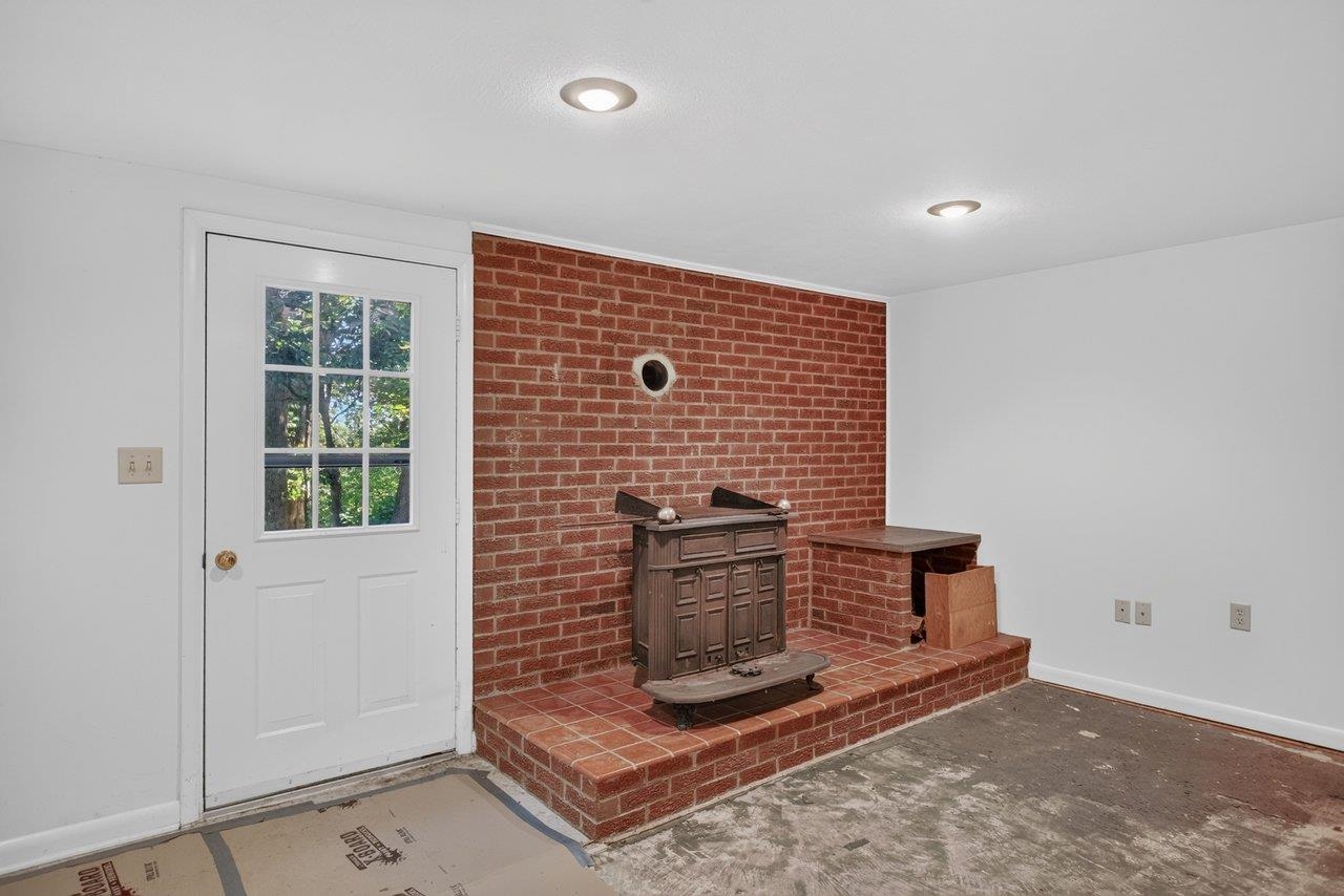 6765 VISTA HEIGHTS RD, BRIDGEWATER, Virginia 22812, 4 Bedrooms Bedrooms, ,2 BathroomsBathrooms,Residential,6765 VISTA HEIGHTS RD,679211 MLS # 679211 6765 VISTA HEIGHTS RD, BRIDGEWATER, Virginia 22812, 4 Bedrooms Bedrooms, ,2 BathroomsBathrooms,Residential,6765 VISTA HEIGHTS RD,679211 MLS # 679211