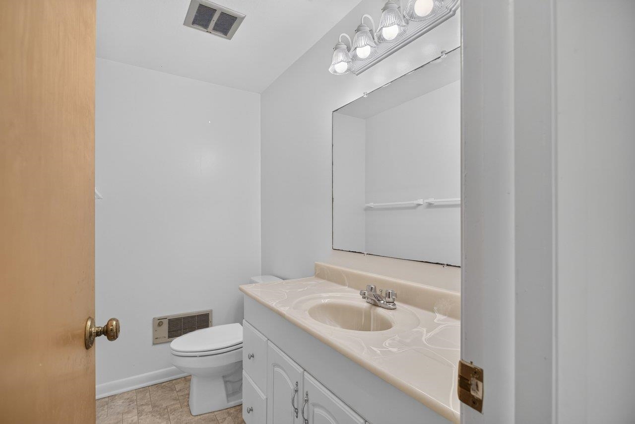 6765 VISTA HEIGHTS RD, BRIDGEWATER, Virginia 22812, 4 Bedrooms Bedrooms, ,2 BathroomsBathrooms,Residential,6765 VISTA HEIGHTS RD,679211 MLS # 679211 6765 VISTA HEIGHTS RD, BRIDGEWATER, Virginia 22812, 4 Bedrooms Bedrooms, ,2 BathroomsBathrooms,Residential,6765 VISTA HEIGHTS RD,679211 MLS # 679211