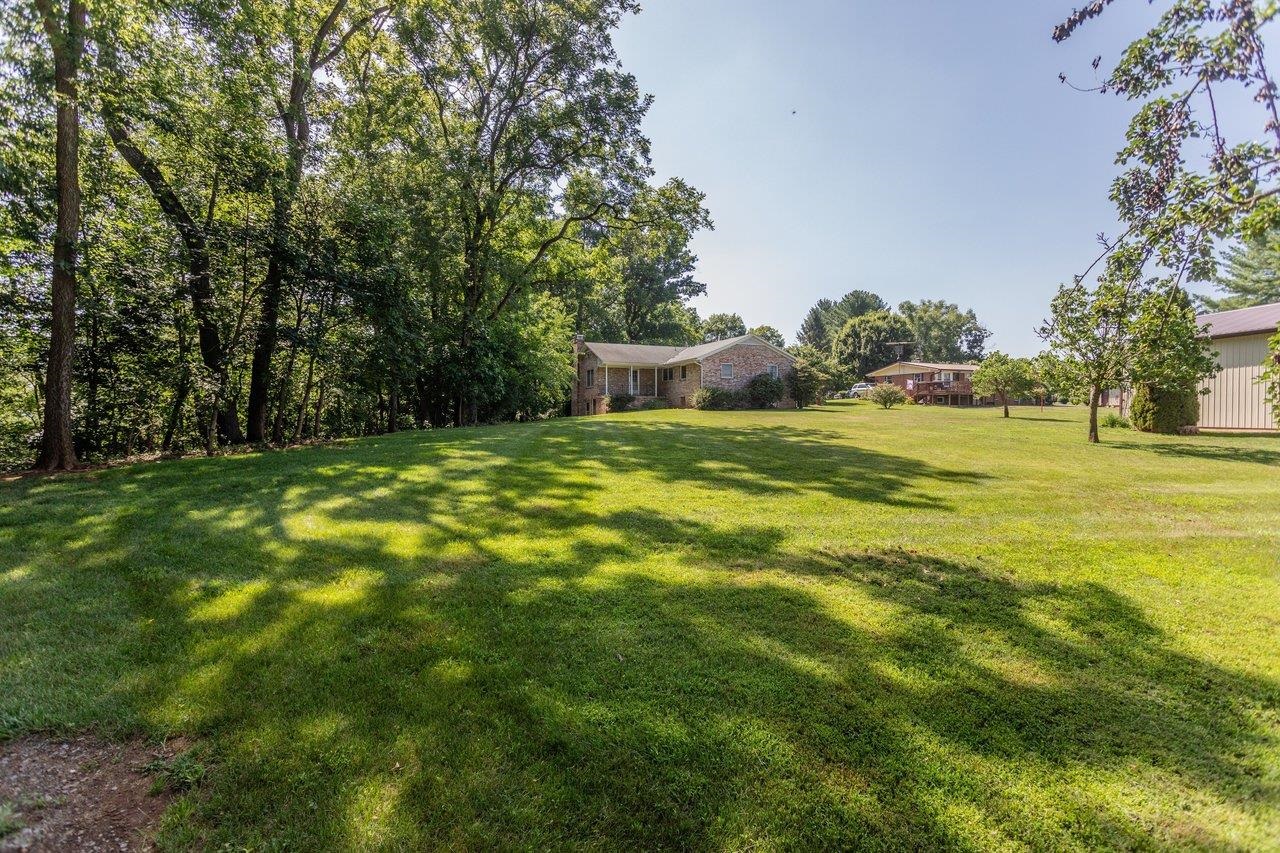 6765 VISTA HEIGHTS RD, BRIDGEWATER, Virginia 22812, 4 Bedrooms Bedrooms, ,2 BathroomsBathrooms,Residential,6765 VISTA HEIGHTS RD,679211 MLS # 679211 6765 VISTA HEIGHTS RD, BRIDGEWATER, Virginia 22812, 4 Bedrooms Bedrooms, ,2 BathroomsBathrooms,Residential,6765 VISTA HEIGHTS RD,679211 MLS # 679211