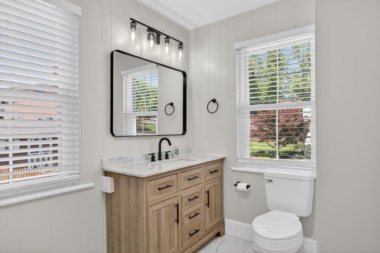 131 S WILLOW ST, HARRISONBURG, Virginia 22801, 4 Bedrooms Bedrooms, ,2 BathroomsBathrooms,Residential,131 S WILLOW ST,679215 MLS # 679215 131 S WILLOW ST, HARRISONBURG, Virginia 22801, 4 Bedrooms Bedrooms, ,2 BathroomsBathrooms,Residential,131 S WILLOW ST,679215 MLS # 679215