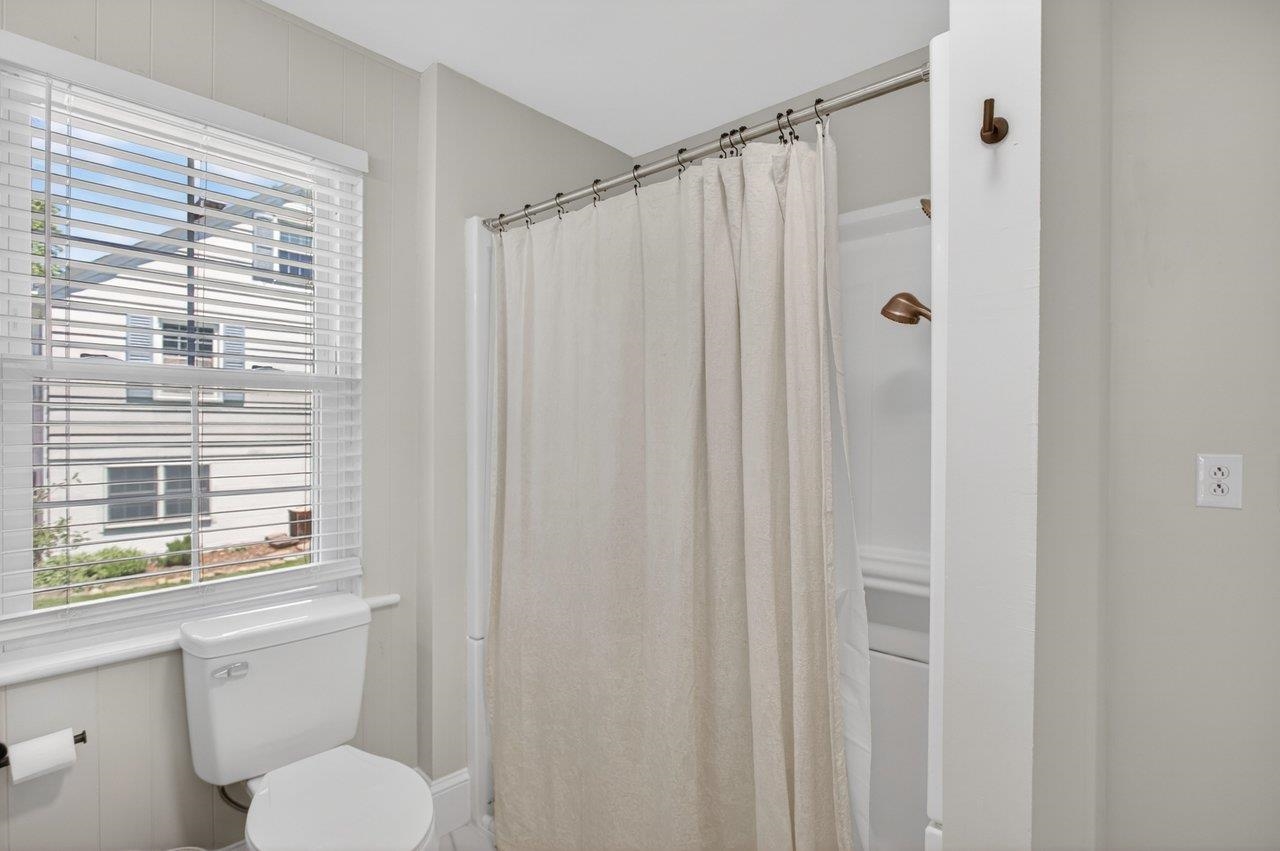 131 S WILLOW ST, HARRISONBURG, Virginia 22801, 4 Bedrooms Bedrooms, ,2 BathroomsBathrooms,Residential,131 S WILLOW ST,679215 MLS # 679215 131 S WILLOW ST, HARRISONBURG, Virginia 22801, 4 Bedrooms Bedrooms, ,2 BathroomsBathrooms,Residential,131 S WILLOW ST,679215 MLS # 679215