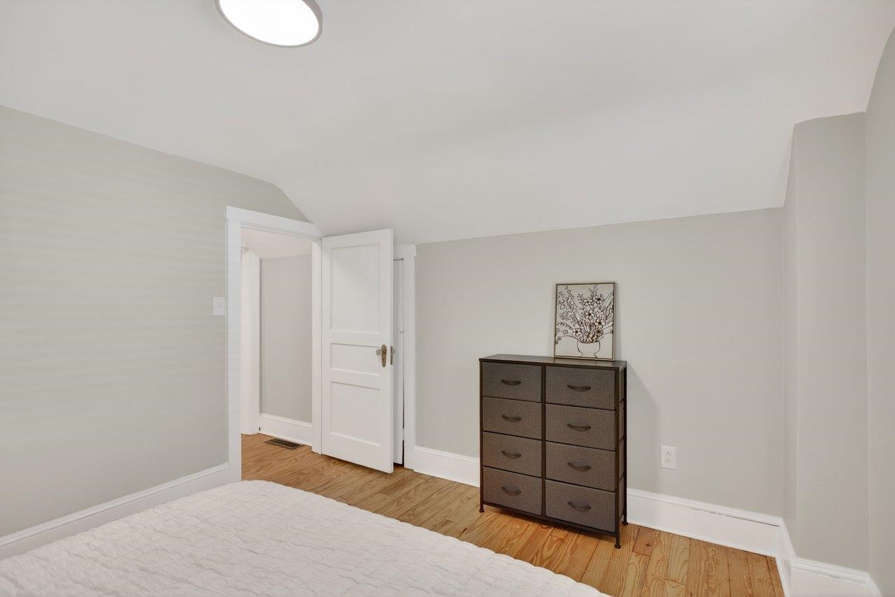 131 S WILLOW ST, HARRISONBURG, Virginia 22801, 4 Bedrooms Bedrooms, ,2 BathroomsBathrooms,Residential,131 S WILLOW ST,679215 MLS # 679215 131 S WILLOW ST, HARRISONBURG, Virginia 22801, 4 Bedrooms Bedrooms, ,2 BathroomsBathrooms,Residential,131 S WILLOW ST,679215 MLS # 679215