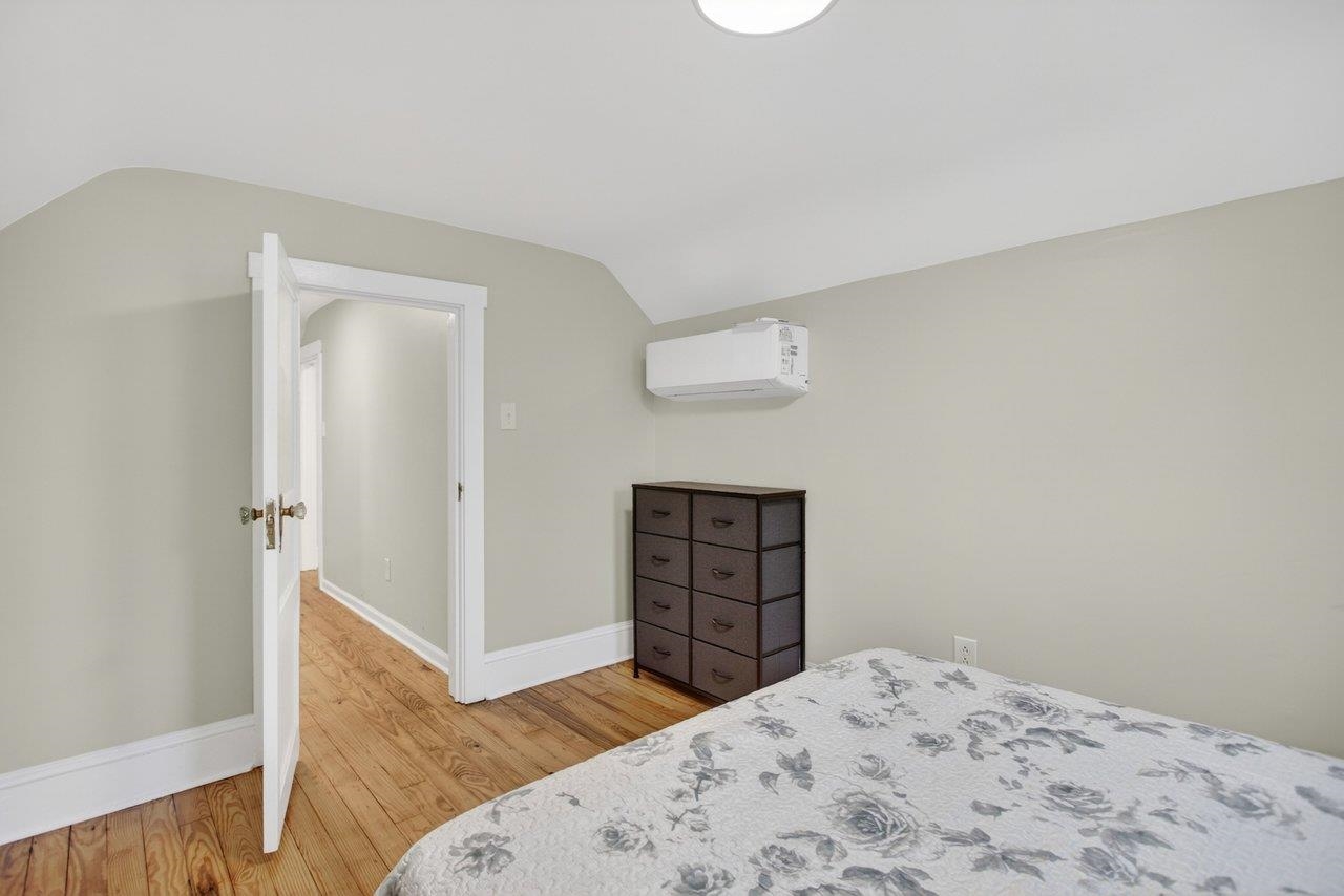 131 S WILLOW ST, HARRISONBURG, Virginia 22801, 4 Bedrooms Bedrooms, ,2 BathroomsBathrooms,Residential,131 S WILLOW ST,679215 MLS # 679215 131 S WILLOW ST, HARRISONBURG, Virginia 22801, 4 Bedrooms Bedrooms, ,2 BathroomsBathrooms,Residential,131 S WILLOW ST,679215 MLS # 679215